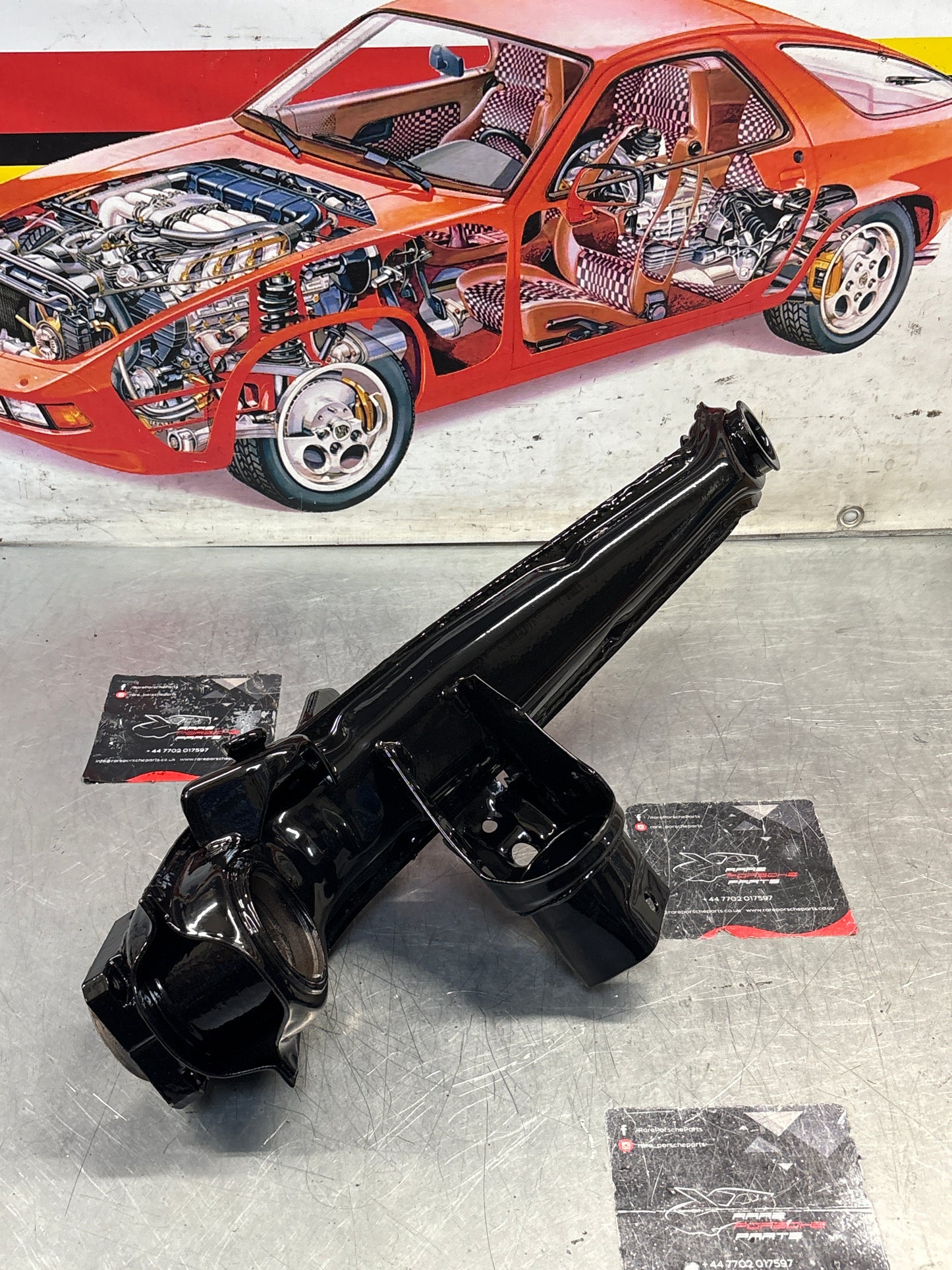 Porsche 924 944  -85.5 Rear left trailing arm,  refurbished 94433102100