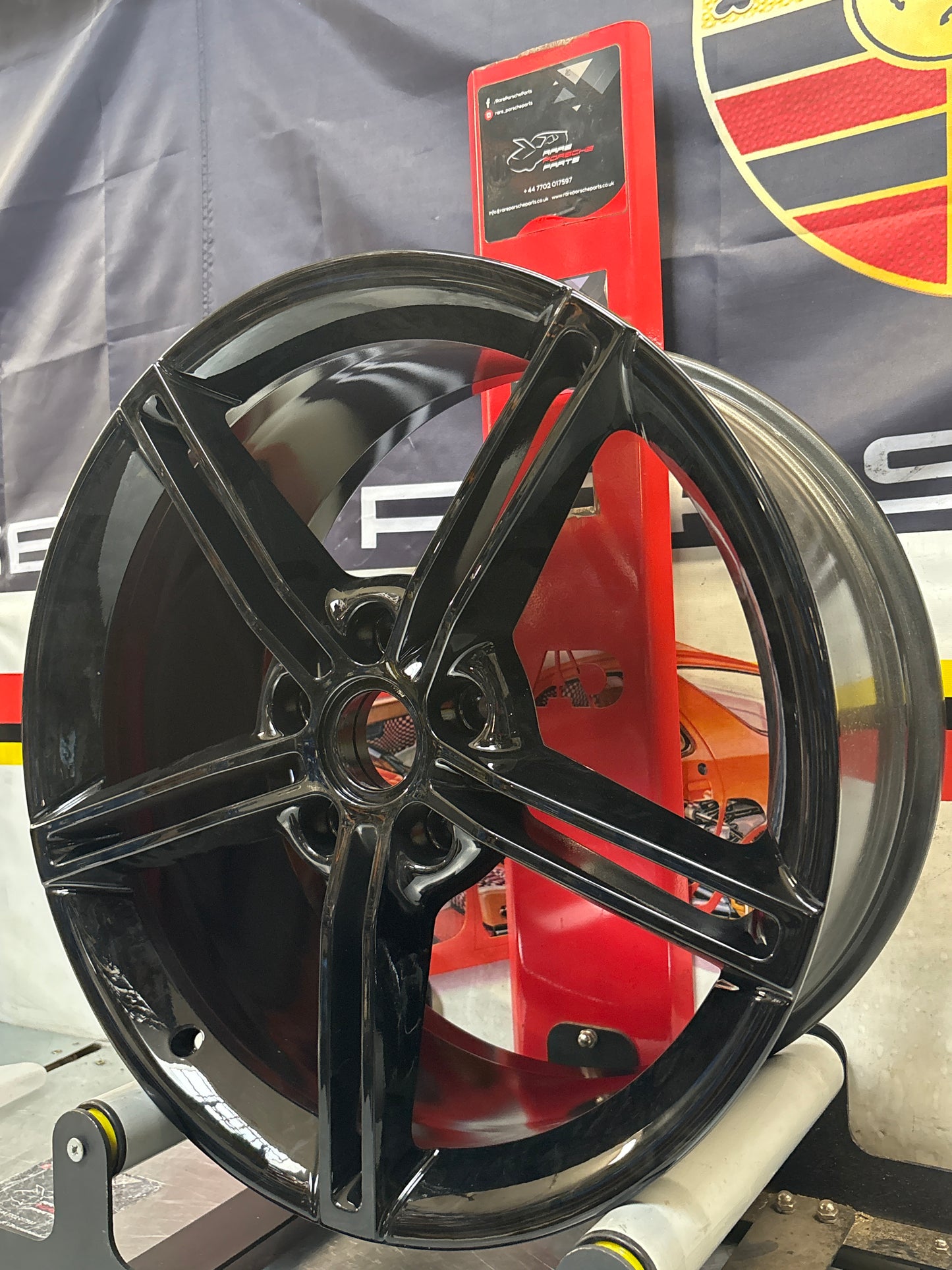 Porsche Taycan Front Alloy wheel 9.5Jx21" ET60 rim 9J1601025AA, refurbished