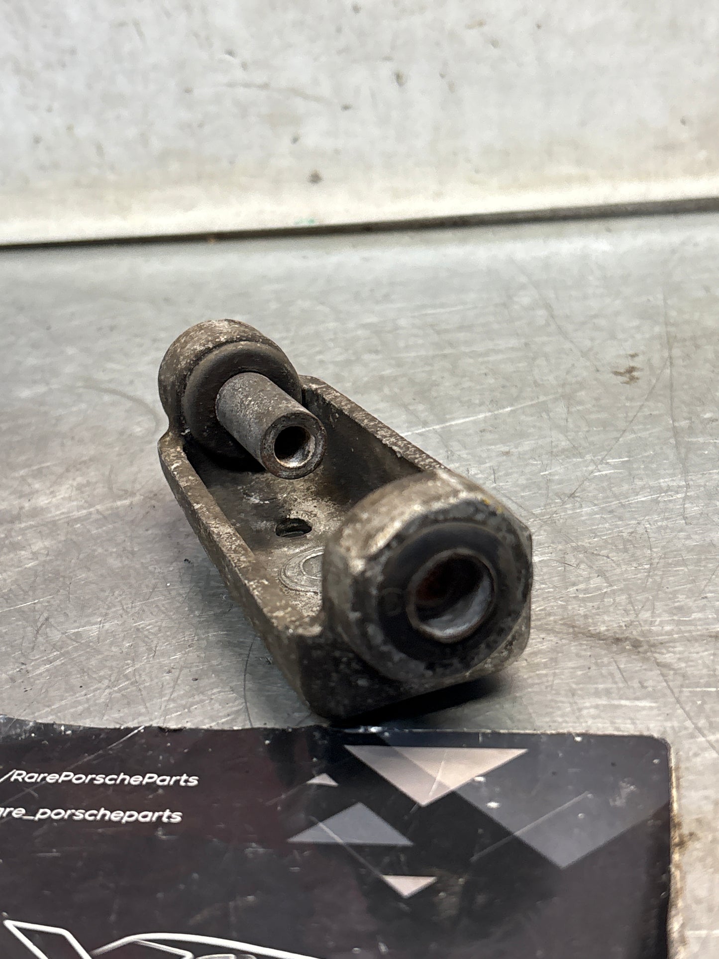 Porsche 924 alternator retaining bar clip, used 93160311300