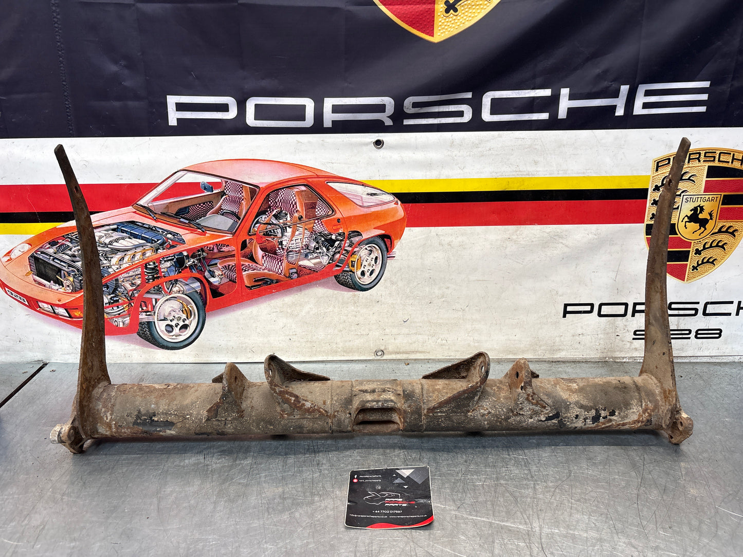 Porsche 924 Late Rear Axle carrier, used 477500053F