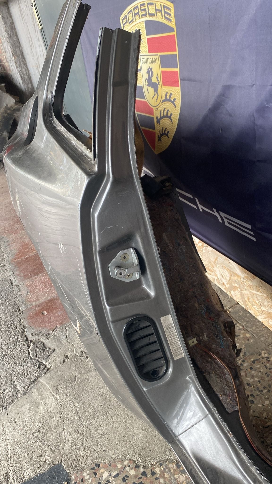 Porsche 944 Right side cut, rear fender with sill 94450390403, 94450361200