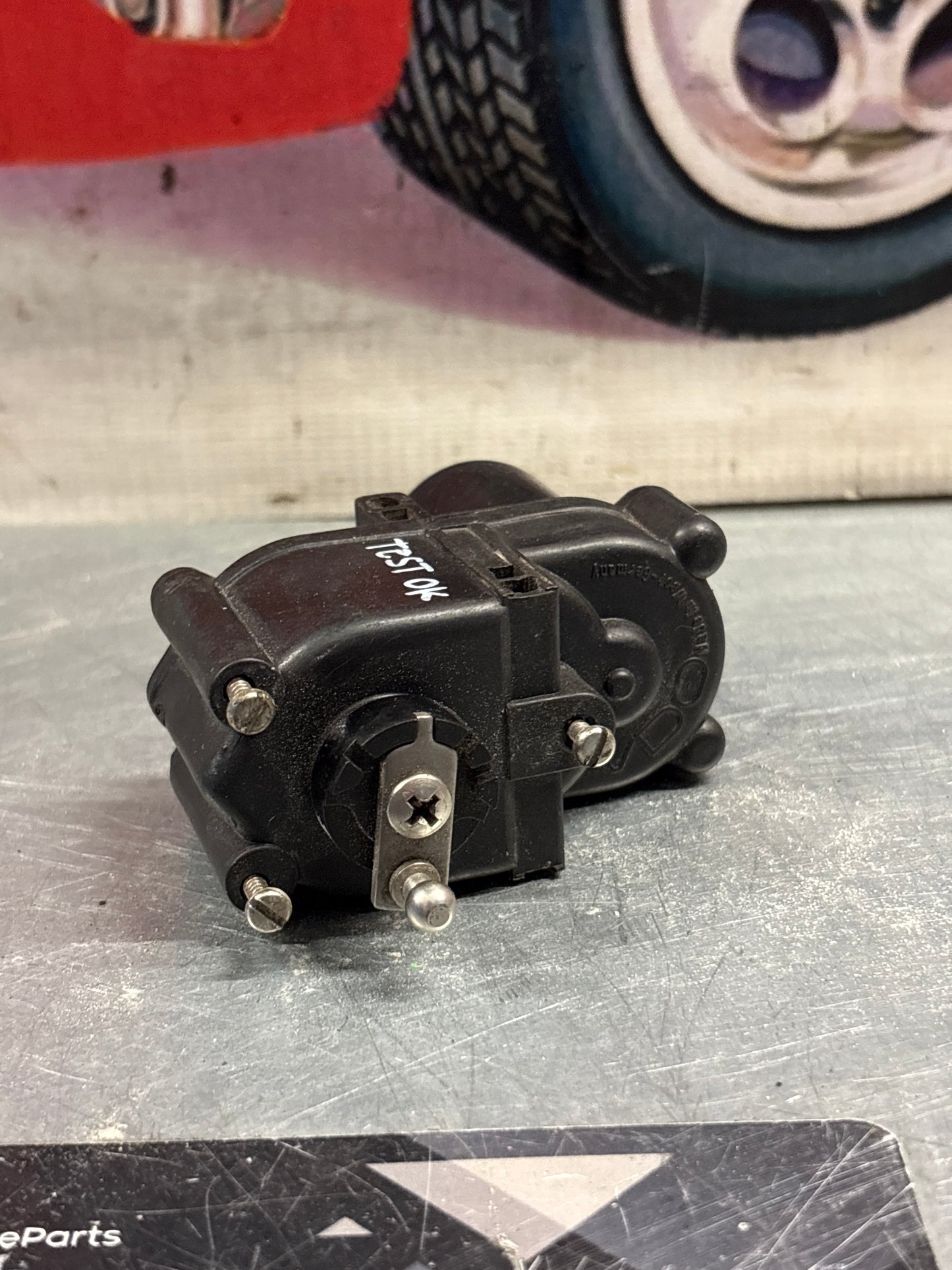 Porsche 928 Tailgate boot lock latch release motor 92862404700, used