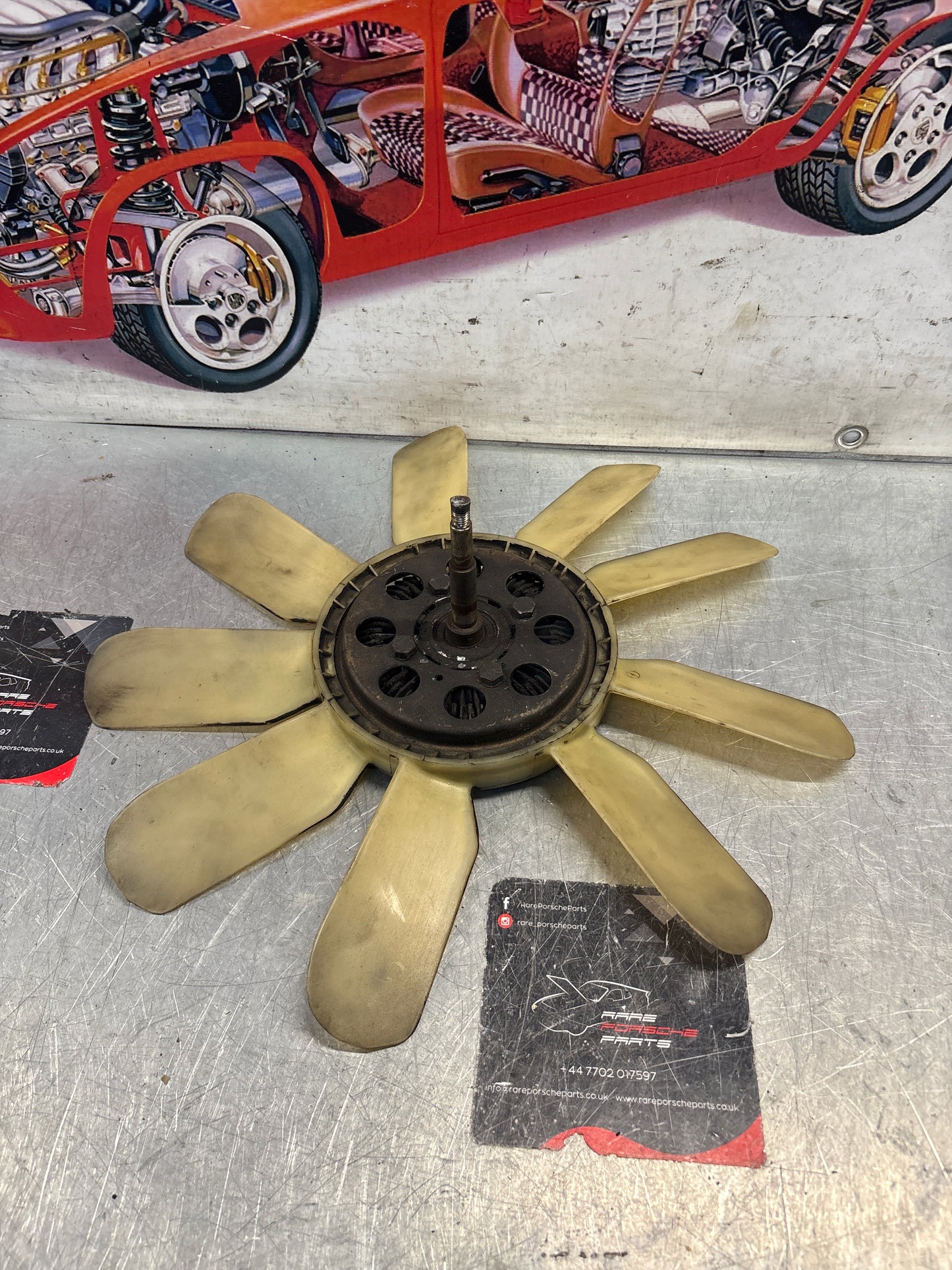 Porsche 928 late engine cooling fan clutch, used 92810611205 / 92810613701