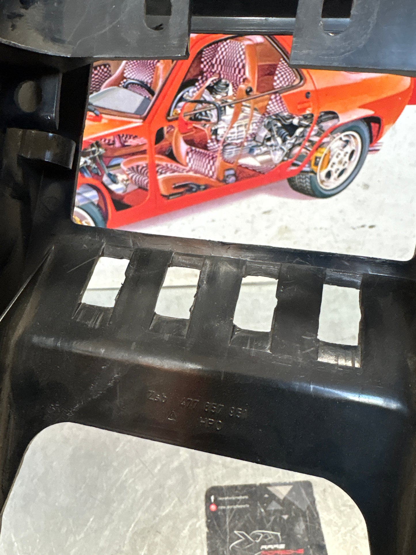 Porsche 924 centre console black, with one switch hole 477857951 used, without carpet