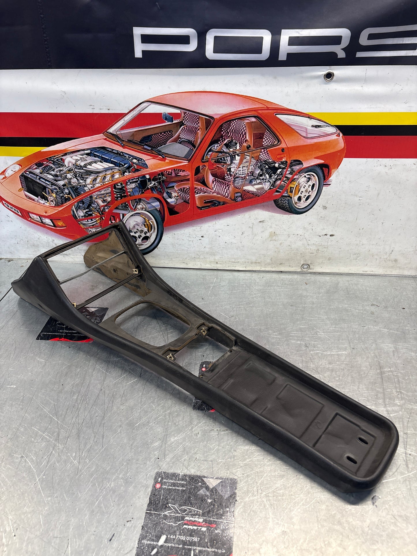 Porsche 944 centre console black 94455205100 used