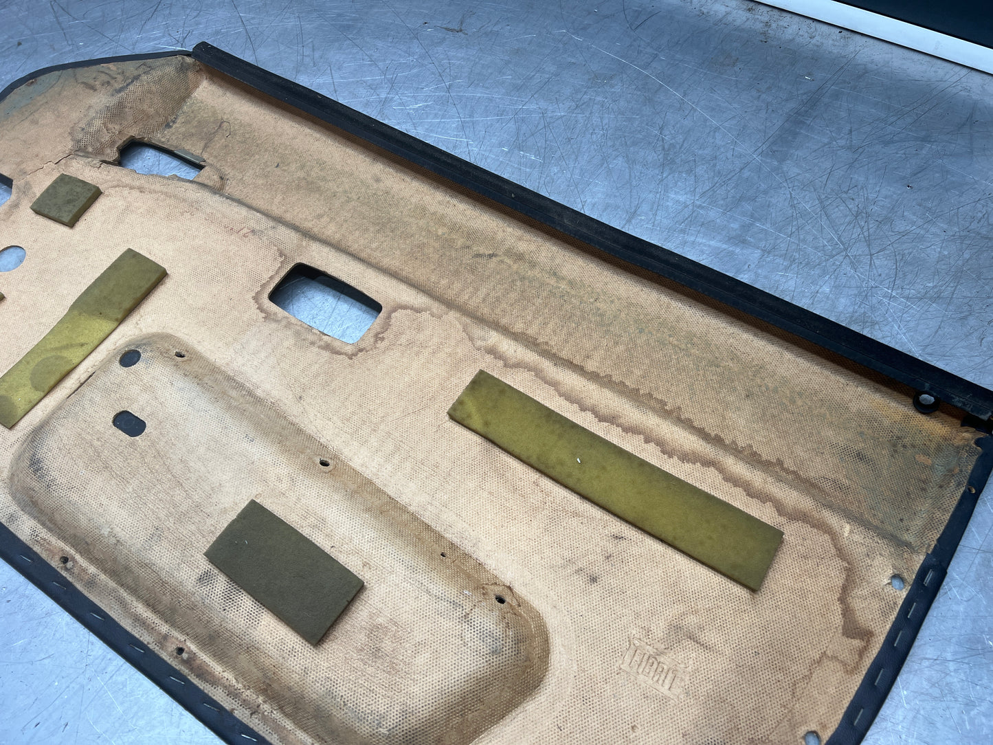 Porsche 944 left black door card for late cars from 85.5 944555017