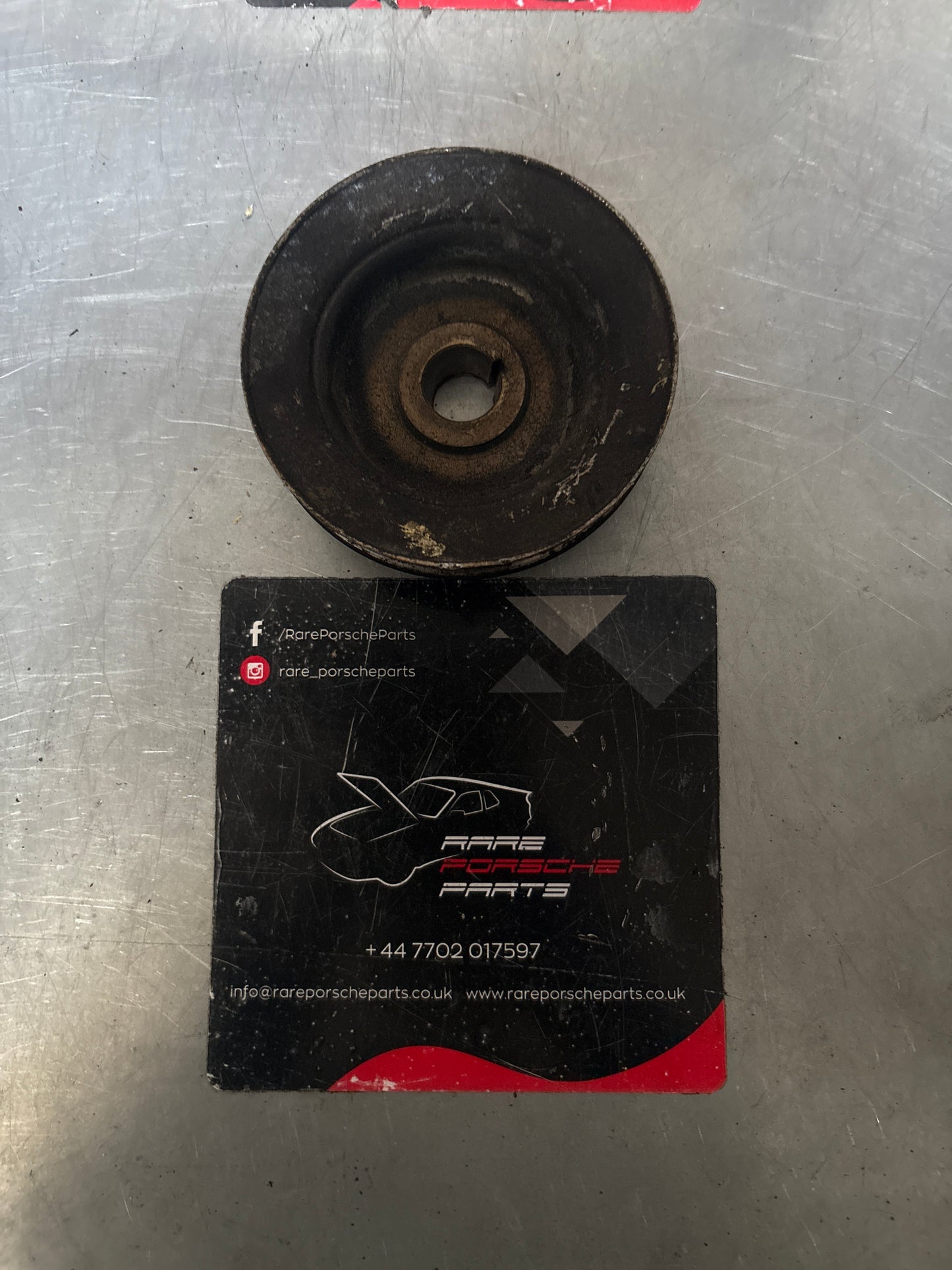 Porsche 928 S4 power steering pump pulley, used 92834744108