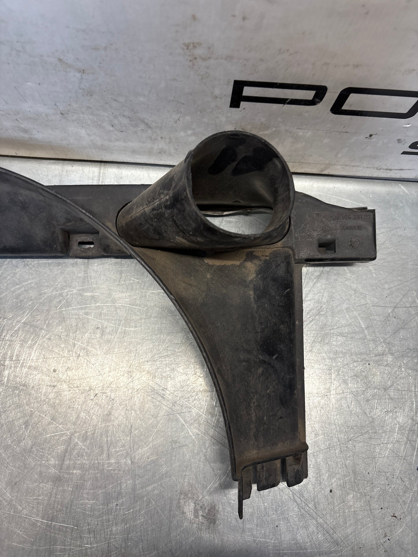 Porsche 928 S2 Upper Cooling Fan Shroud 92810626102 Top Fan Shroud