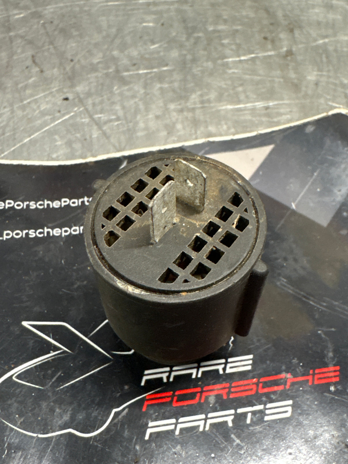 Porsche 911 964 dash warning buzzer, used 96463540100
