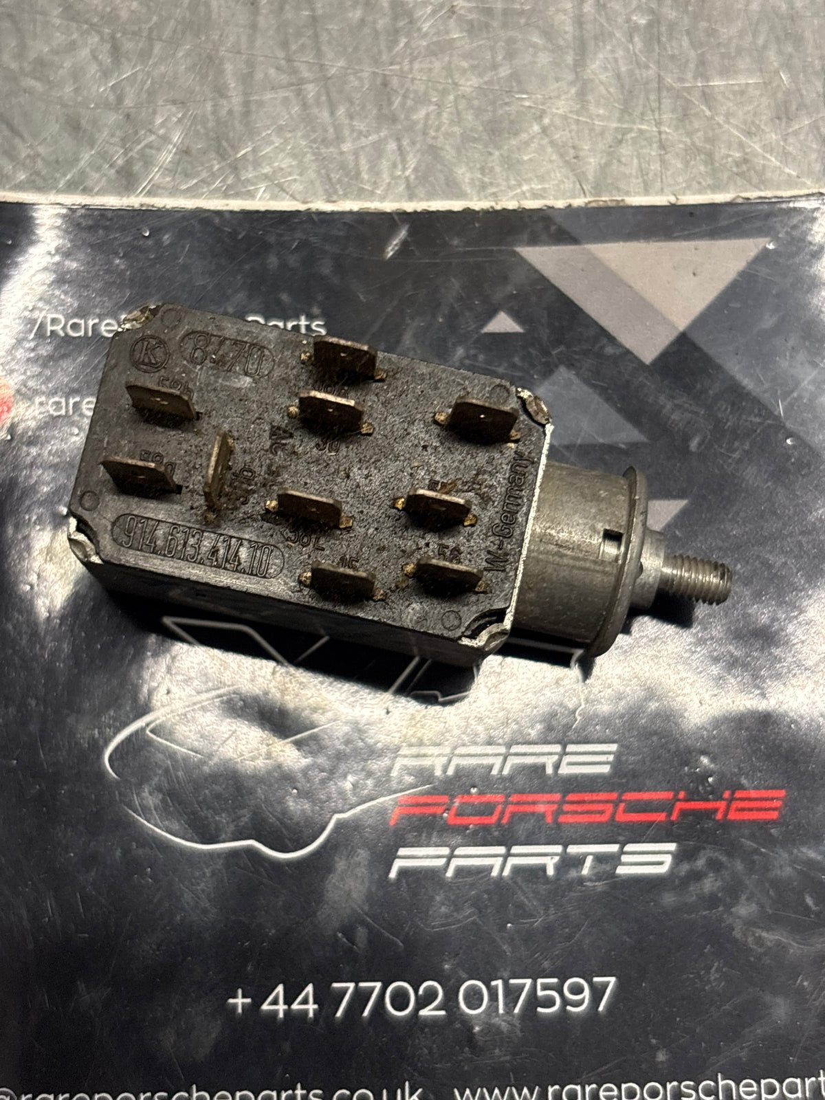 Porsche 914 headlight switch, used 91461341410