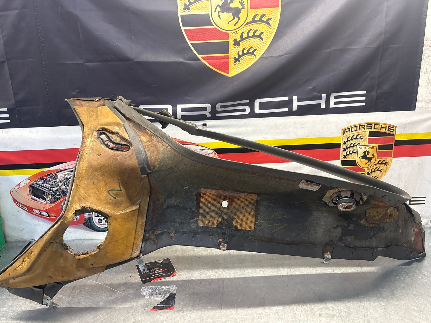 Porsche 928 left side lower side trim panel, grey used 92855502157