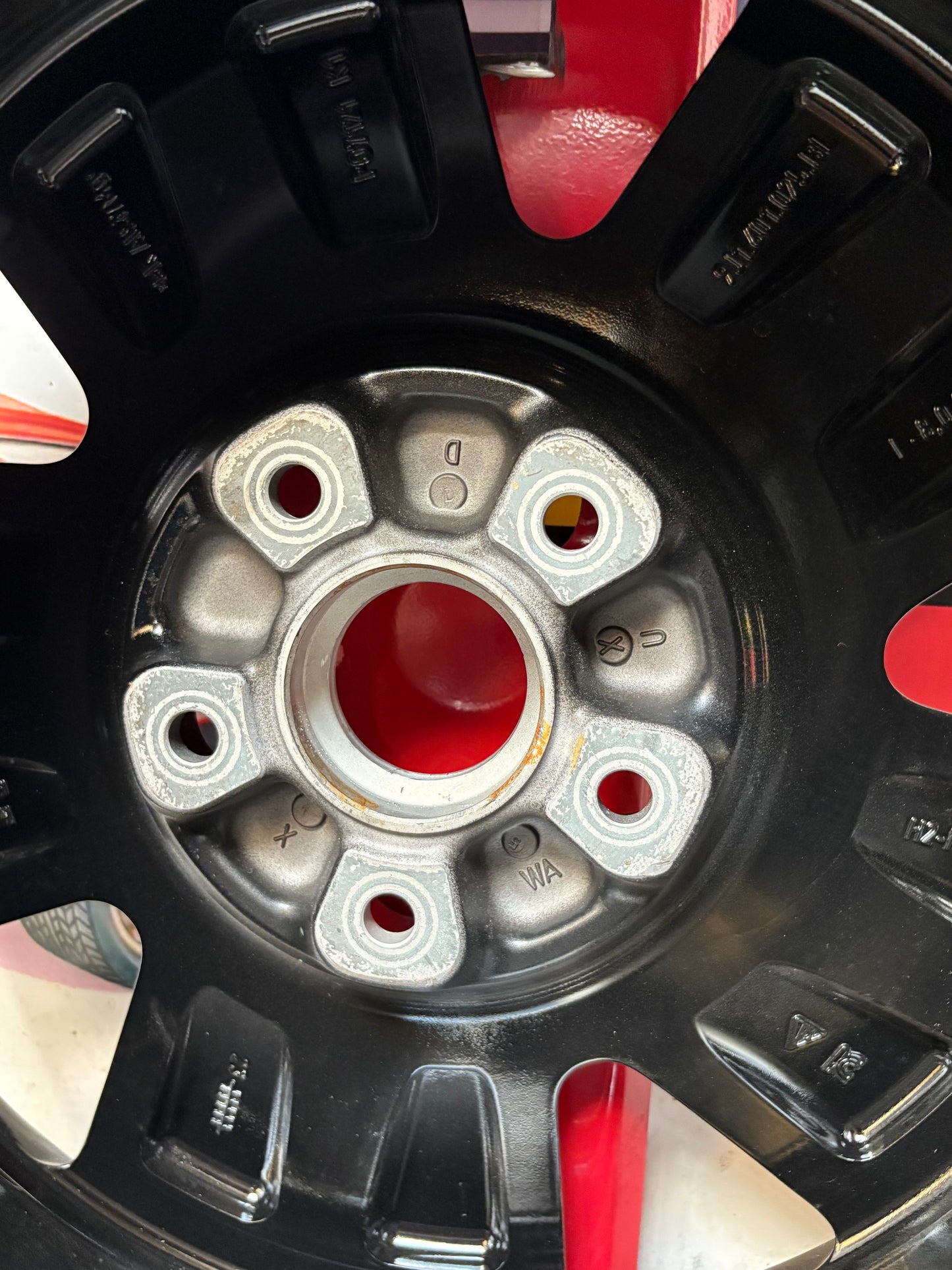 Porsche Taycan 8,0Jx19” ET50 alloy wheel, 9J1601025BL, very nice condition, used