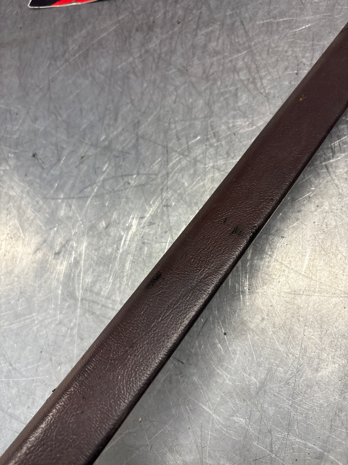 Porsche 928 tailgate trim, right, off side, burgundy, 92855503802, used