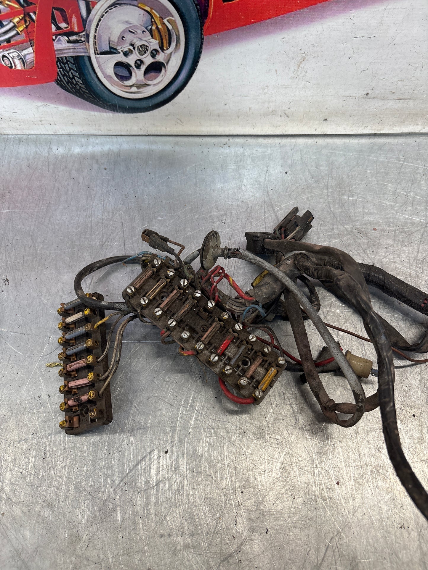 Porsche 911 F double battery rear end loom cut, for spares or repair 91161200200