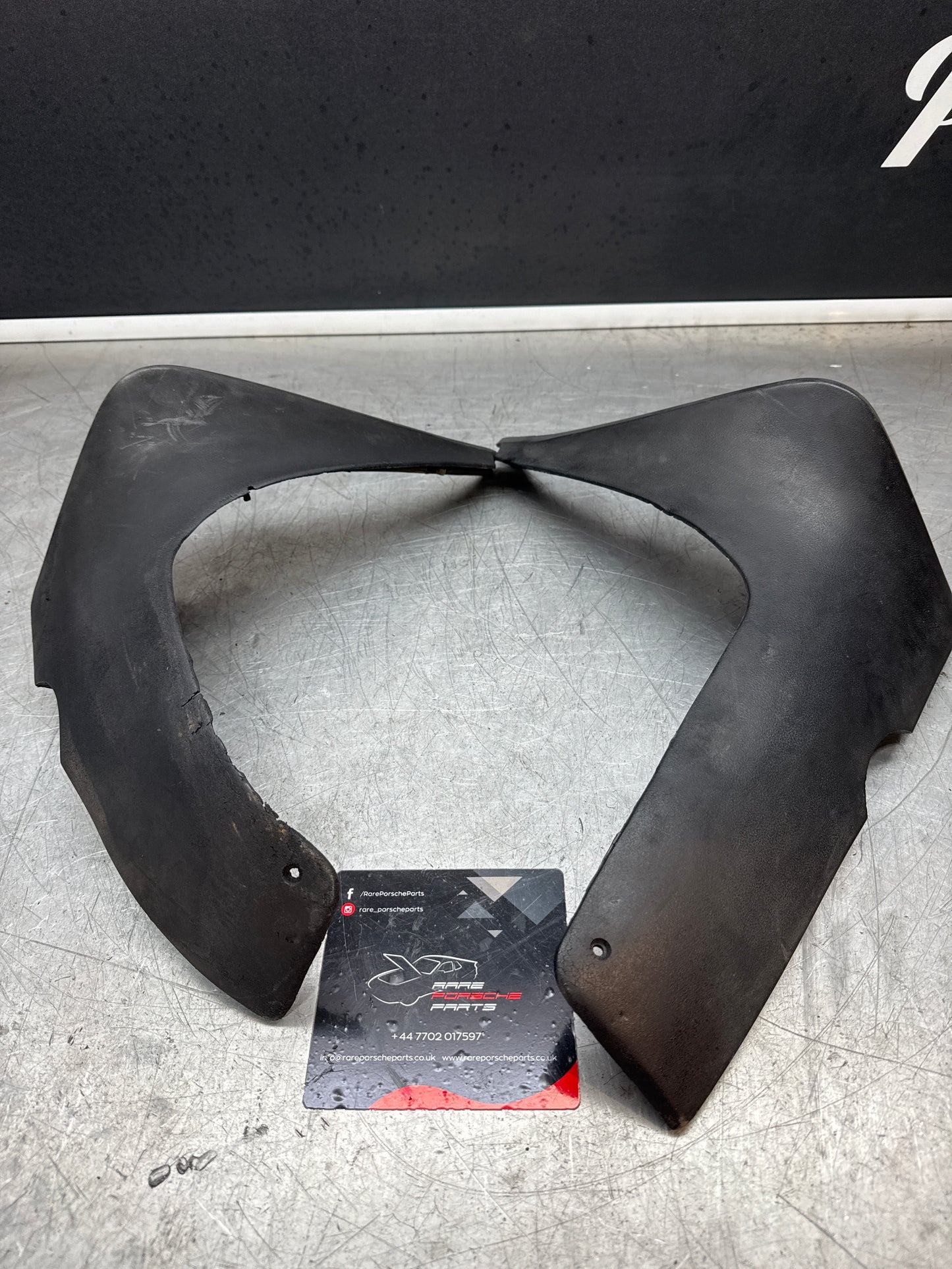 Porsche 924 pair of used rear spats, wheel arch trims, mud guards, 477853383 / 477853384 spare or repair