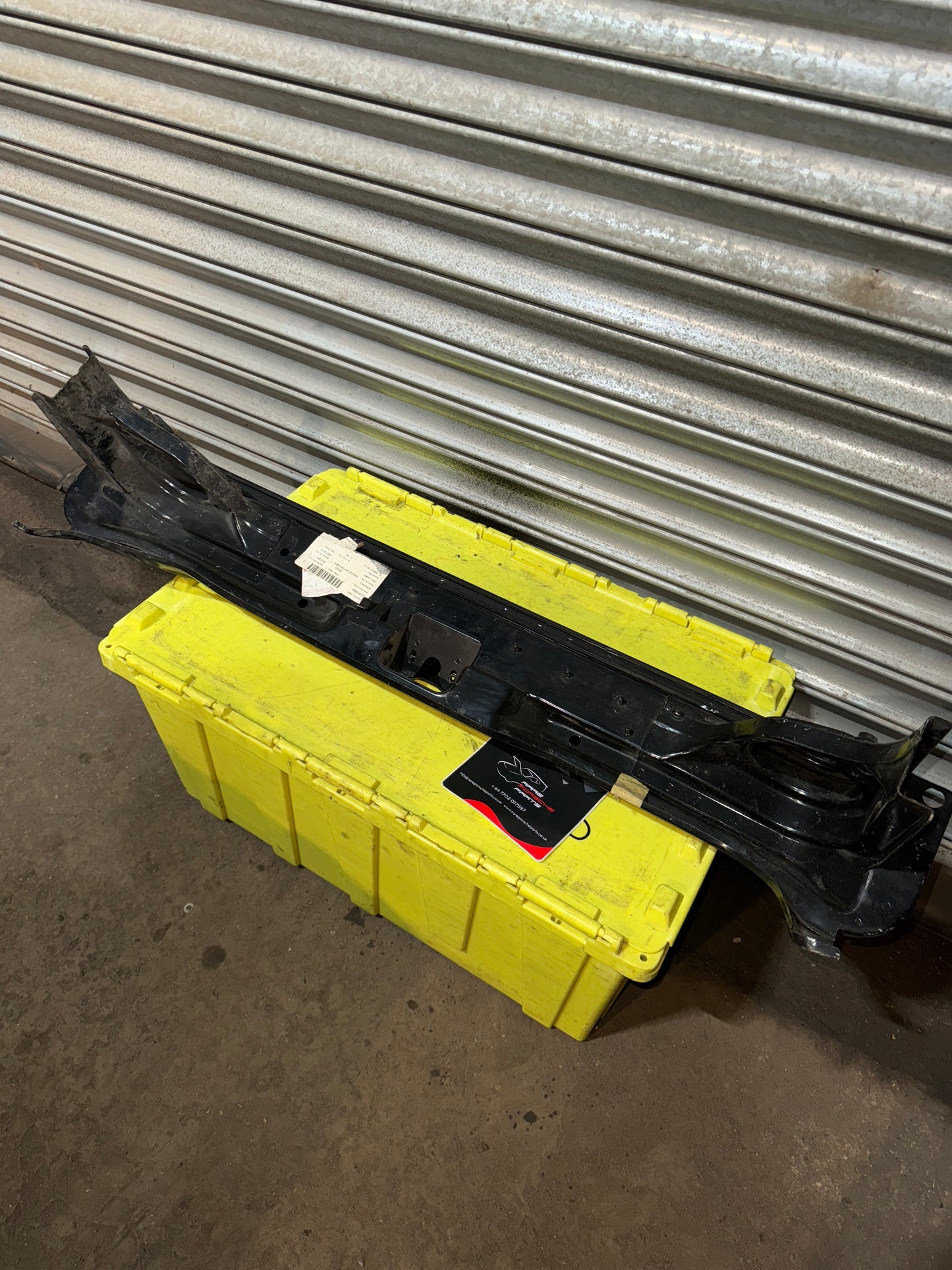 Porsche 964 Rear Cross member- 96550107901 - New old stock