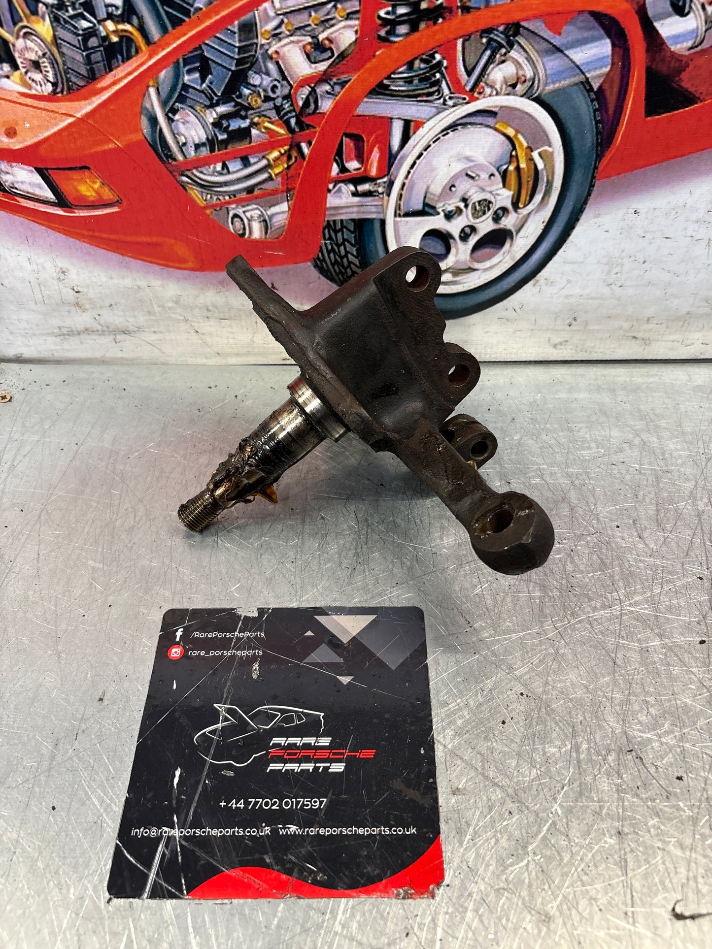 Porsche 924 76-78 Front right Spindle, knuckle, 477407312G, used