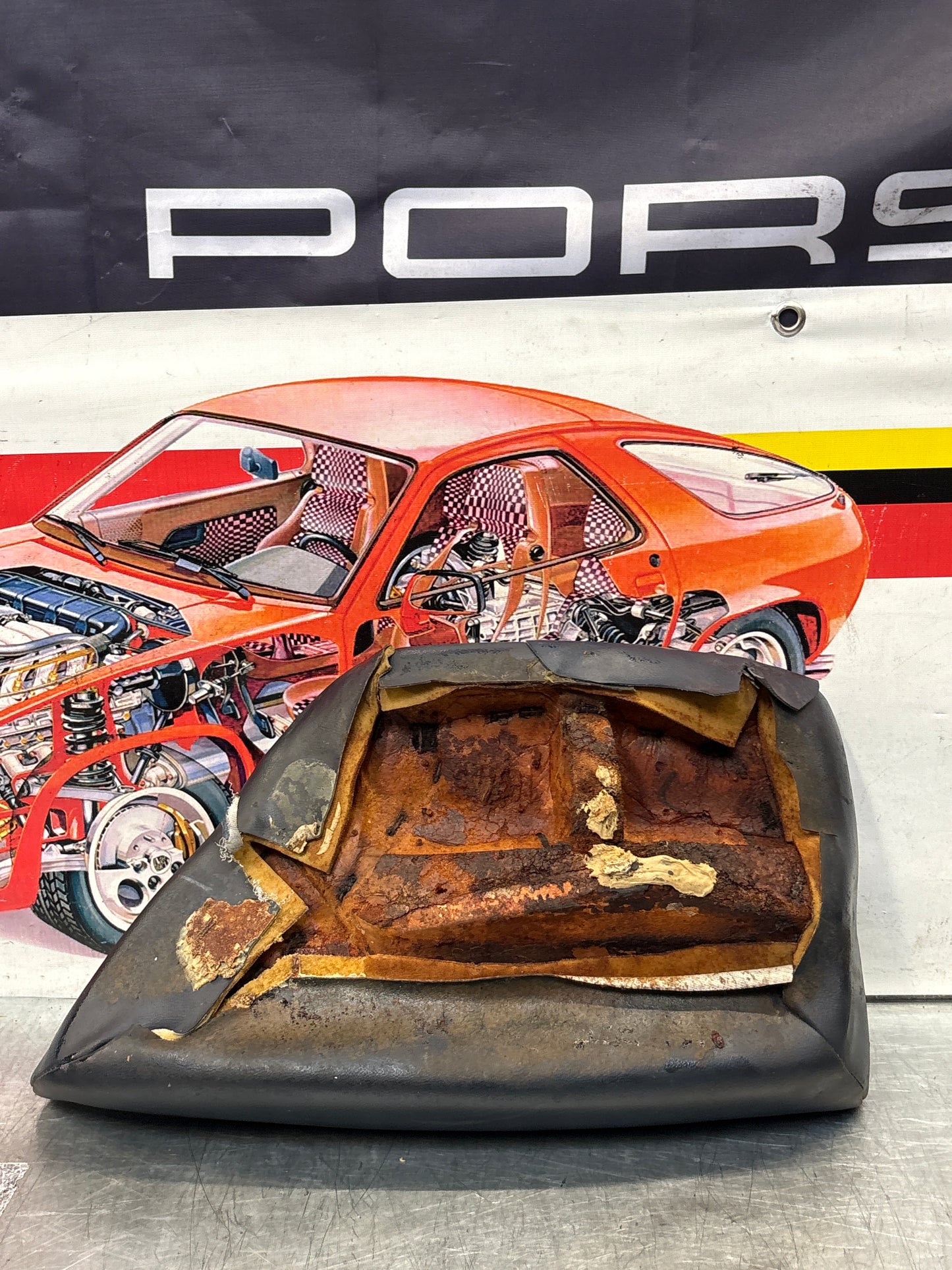 Porsche 928 rear left seat cushion, blue, leather, used 92852205951