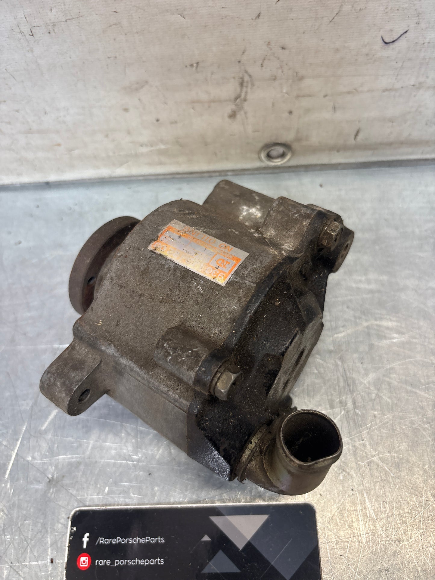 Porsche 911 930 air pump, used 93011312200