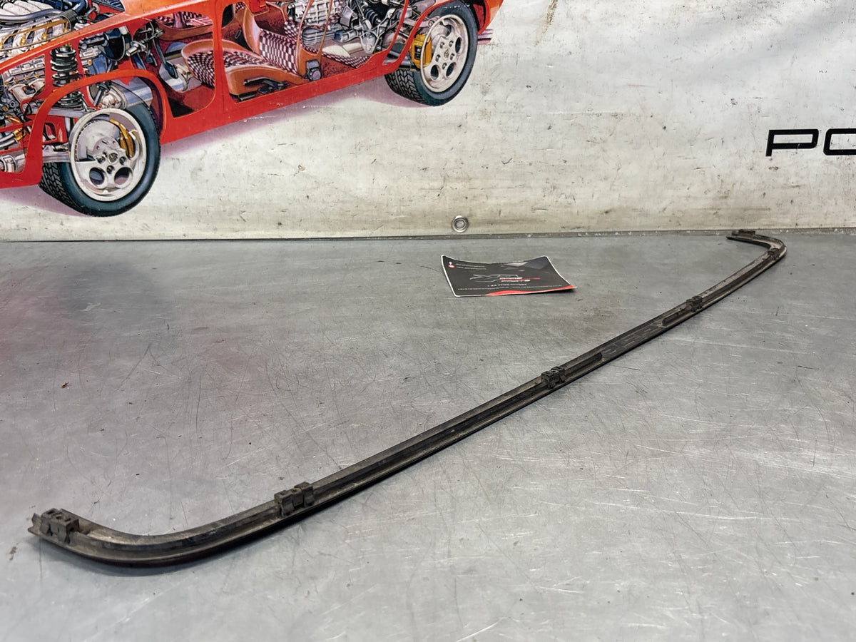Porsche 928 rear window cover strip, used 92855915105