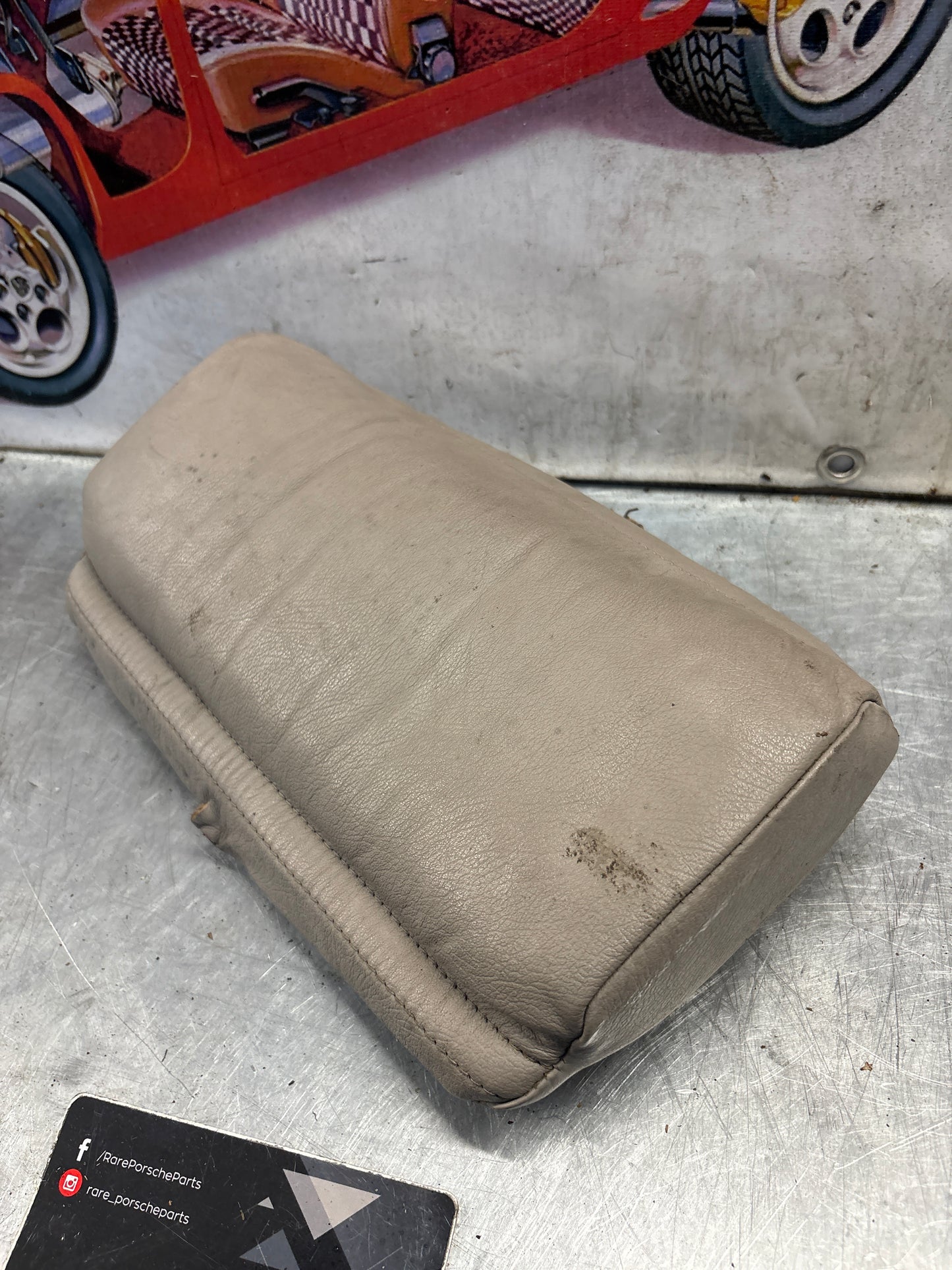 Porsche 928 rear left seat centre cushion,grey, leather, used 92852208751