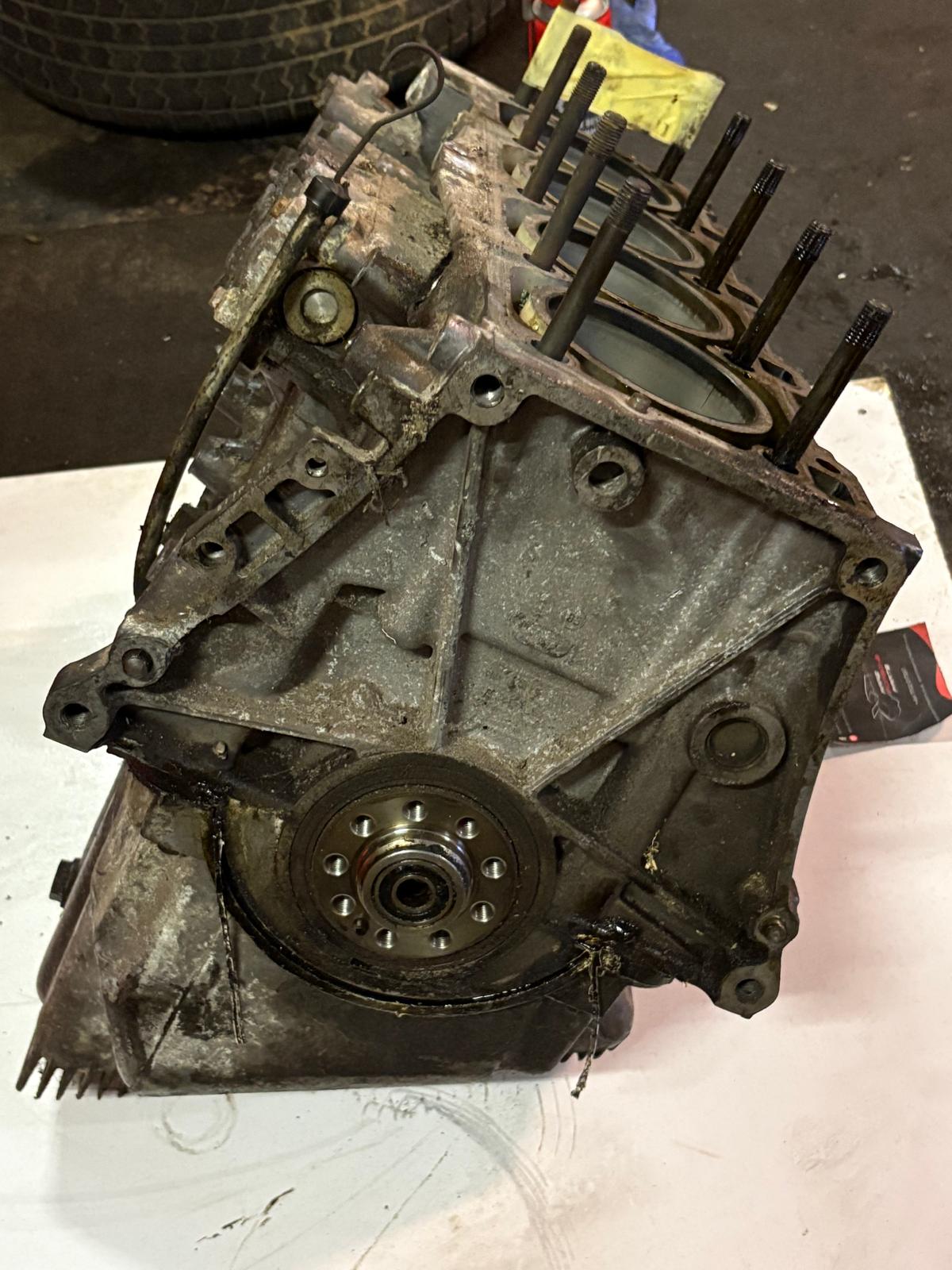 Porsche 944 M44/03 short block, used