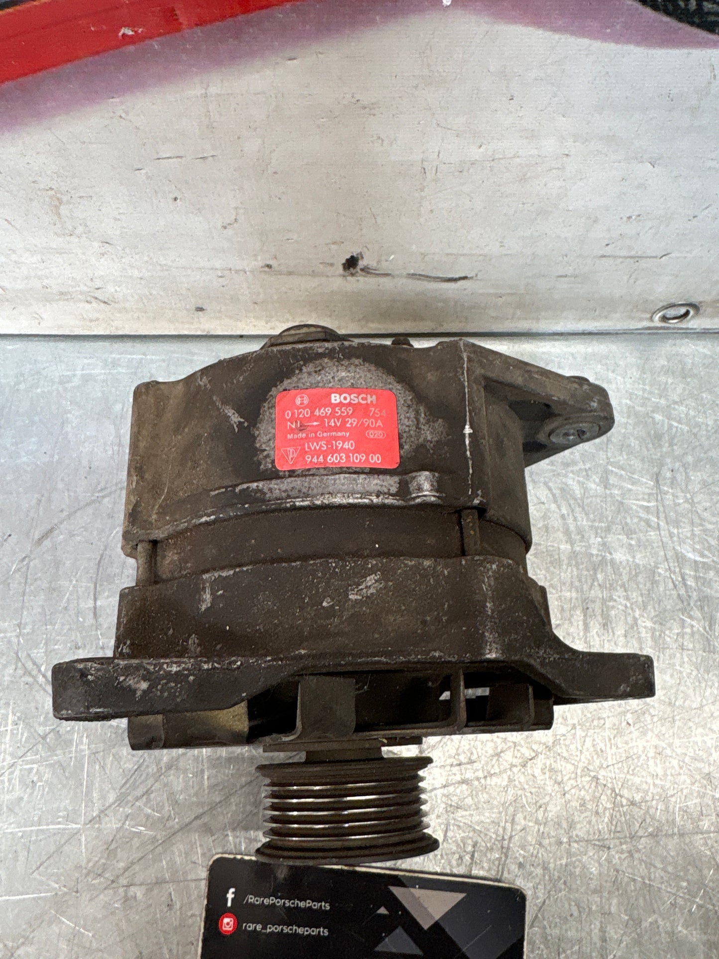 Porsche 924S / 944 2.5 models alternator. 0120469559 / 94460310900 used