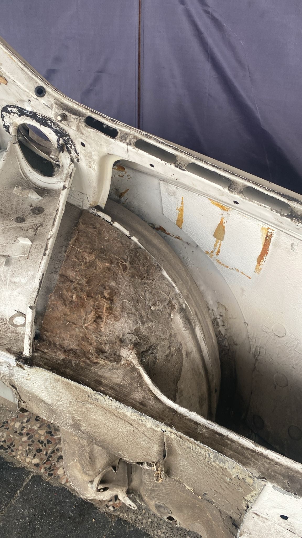 Porsche 944 Right side cut, rear fender 94450390403,