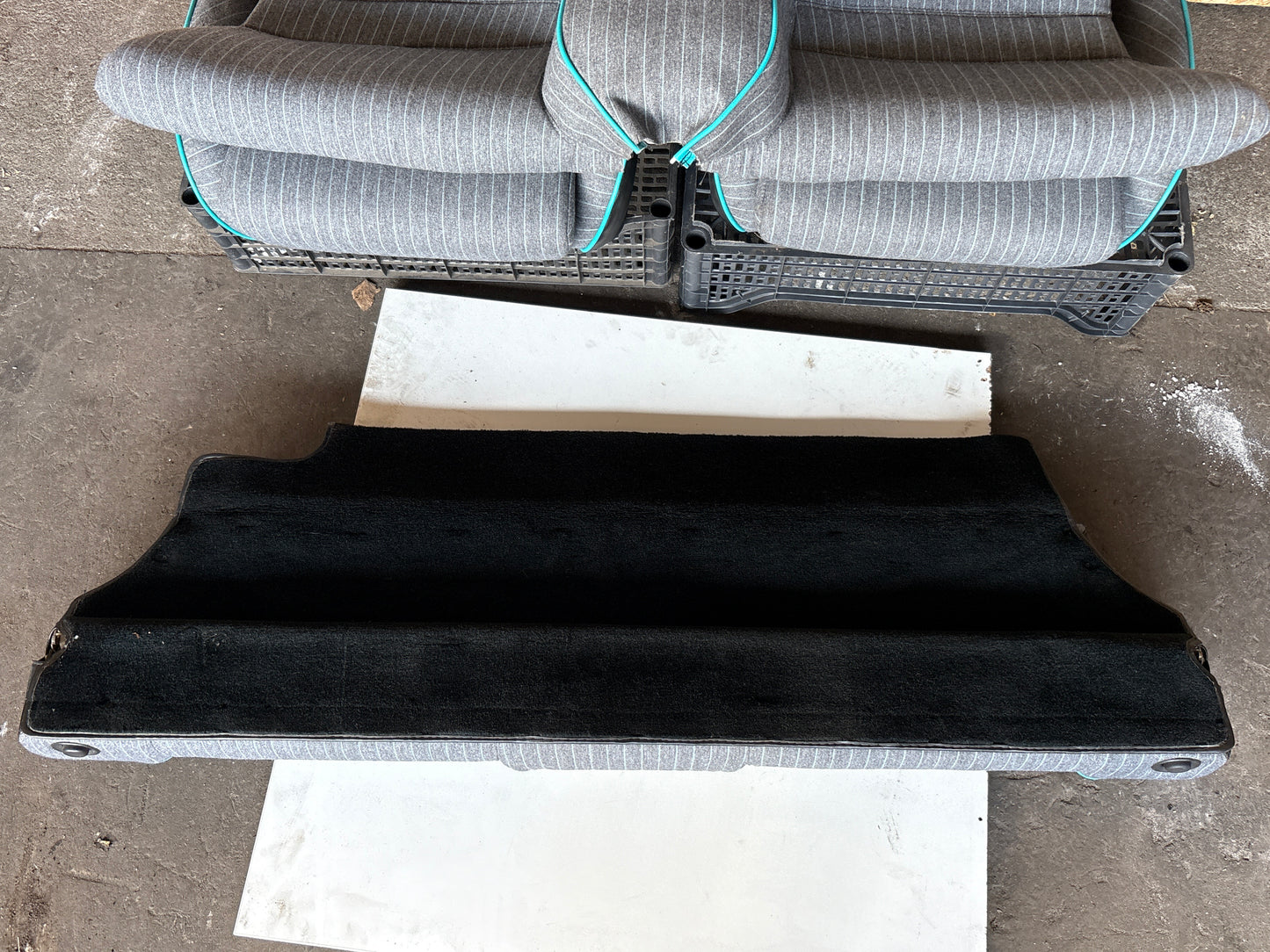 Porsche 924S Le Mans Recaro Sport seats set