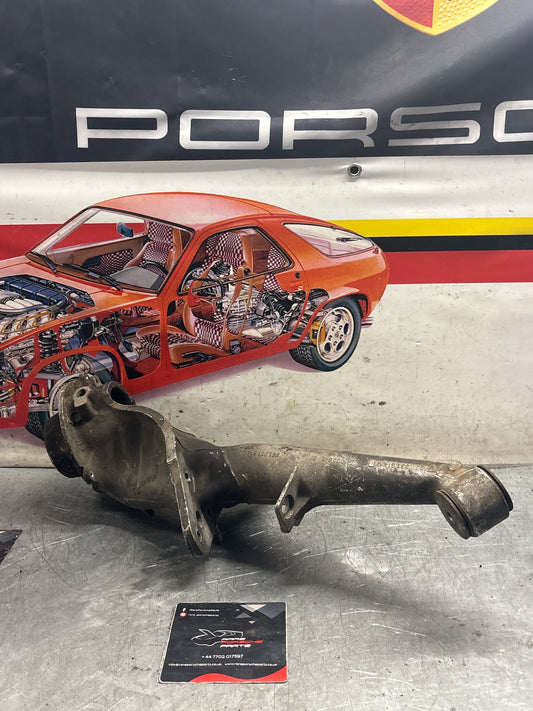 Porsche 944 alloy rear right trailing arm, used 95133151404 / 9513315144R used, with hubs