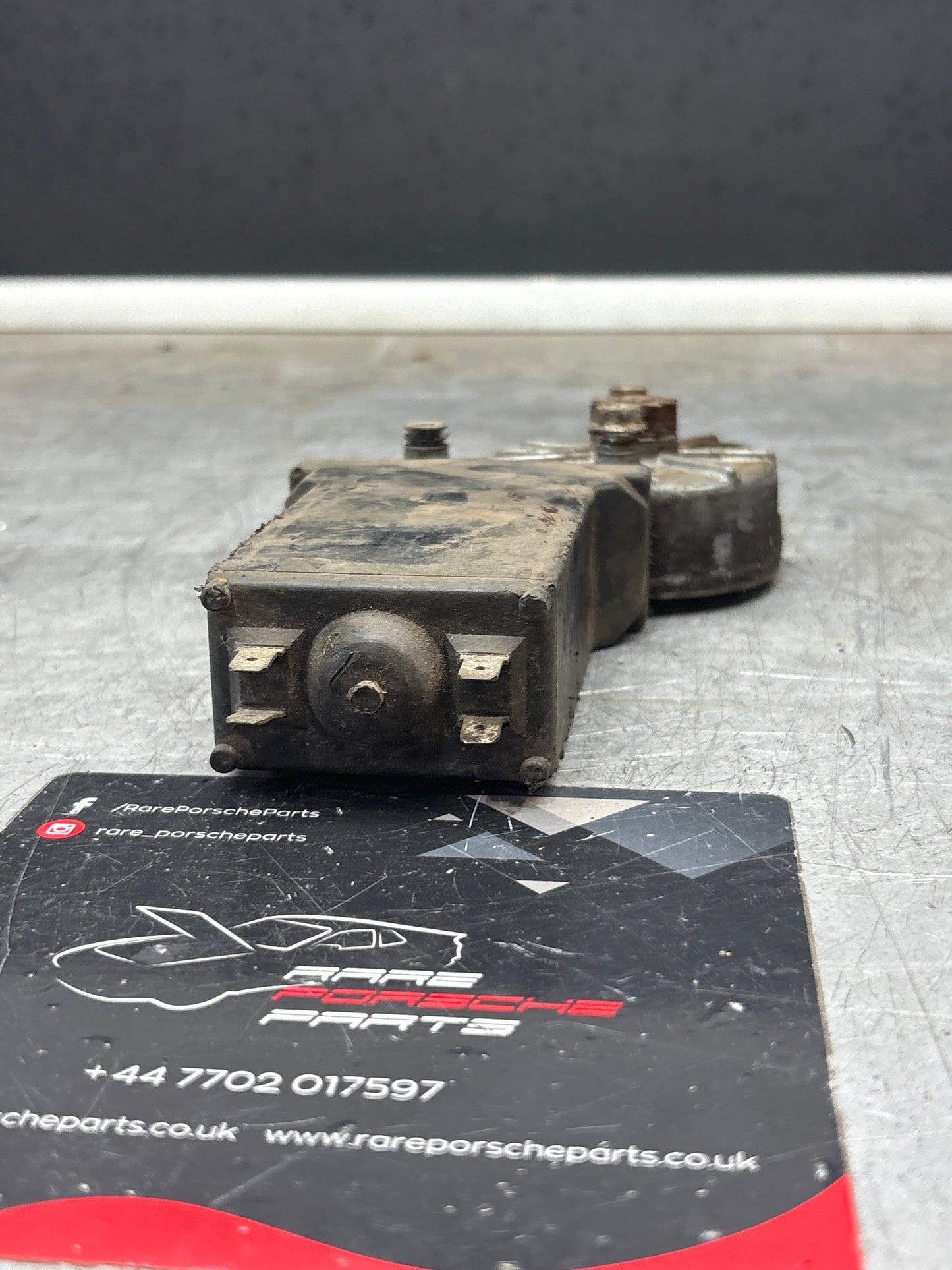 Porsche 924 944 N/S window winder motor 0130820058.