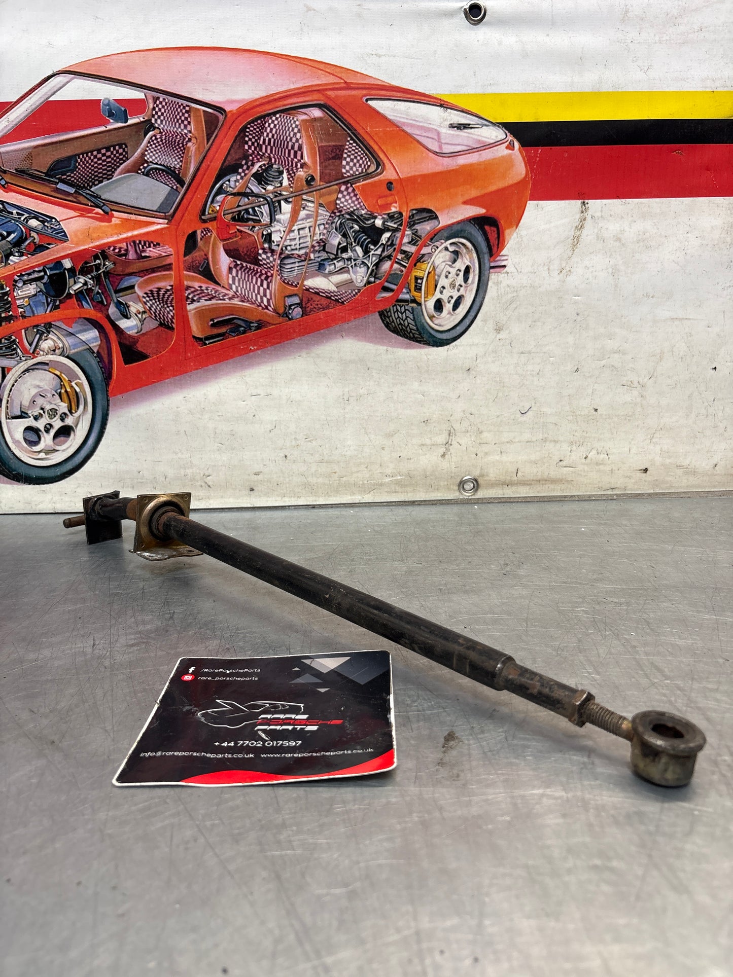 Porsche 928 shaft guide tube, used 92842400901 / 92842400908 92842400910