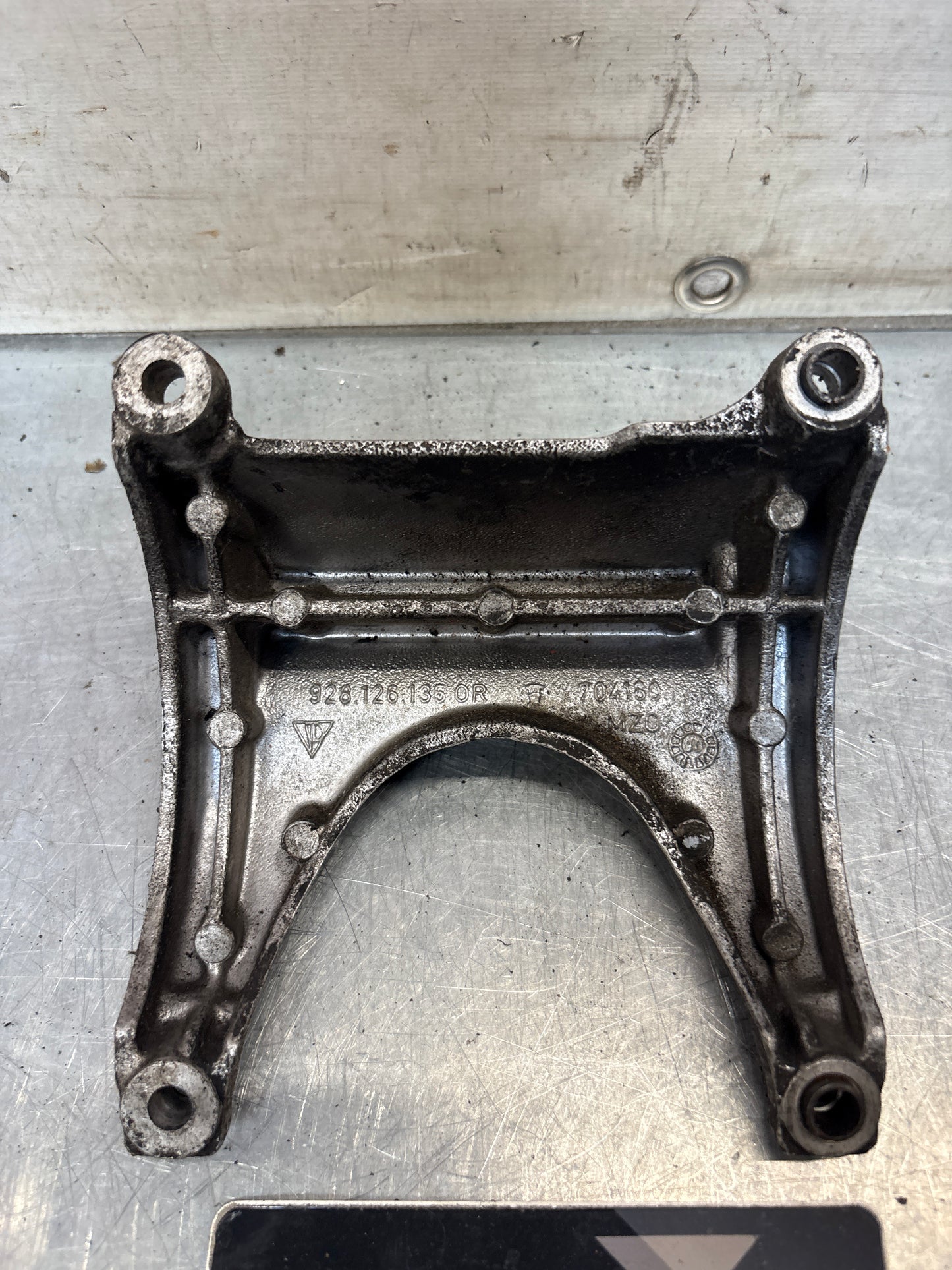 Porsche 928 A/C mount bracket, used 9281261350R