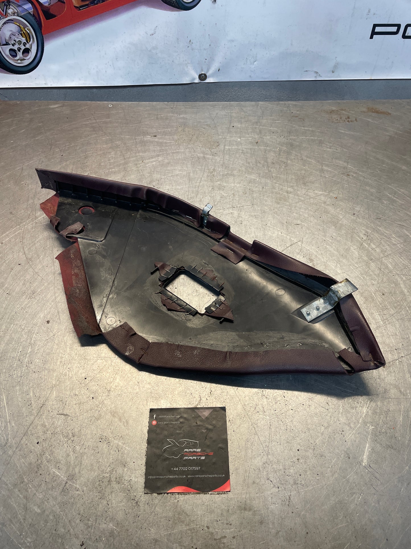 Porsche 928 Rear Seat Side Panel Right, burgundy, used 92852204204