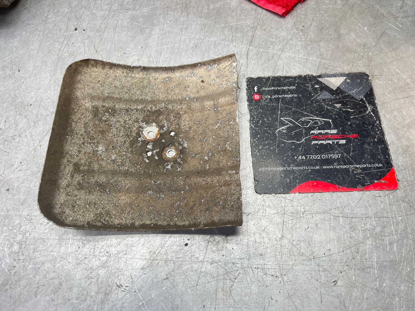 Porsche 968 944 Turbo S S2 - Brake Dust Shield, Cooling Plate 95134159000 used