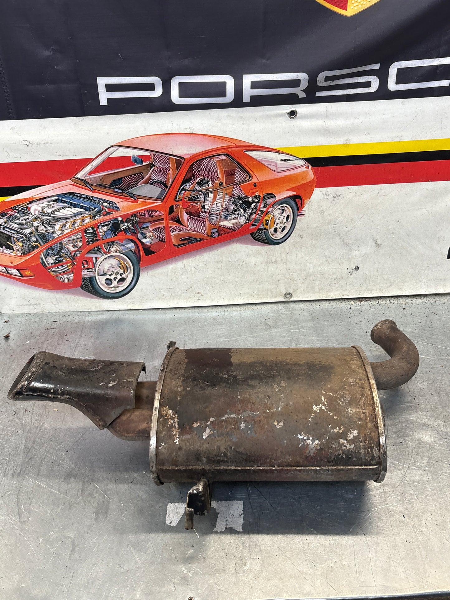 Porsche 928 rear exhaust box, used 92811109701