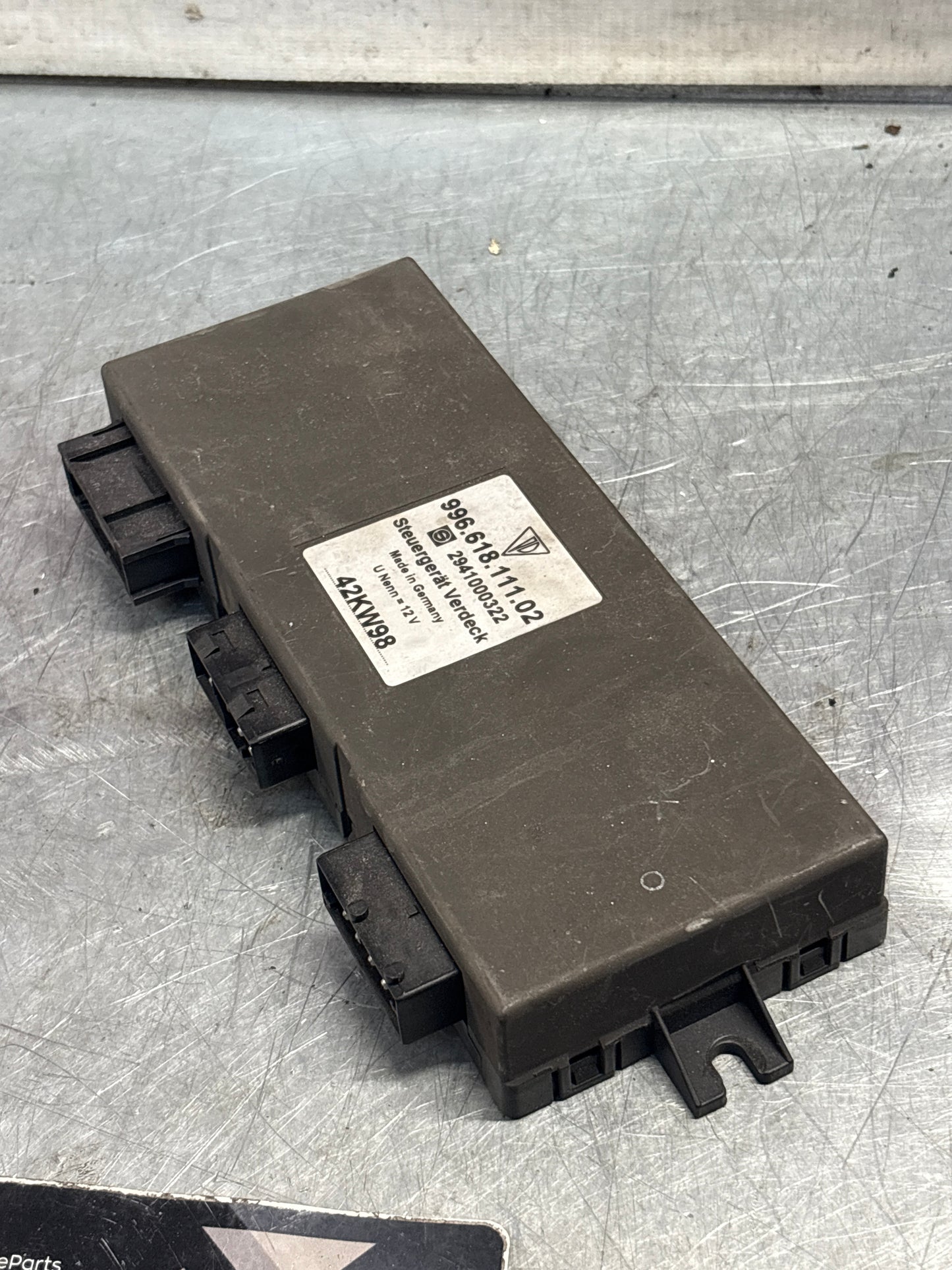 Porsche 911 996 convertible roof control unit, used 99661811103