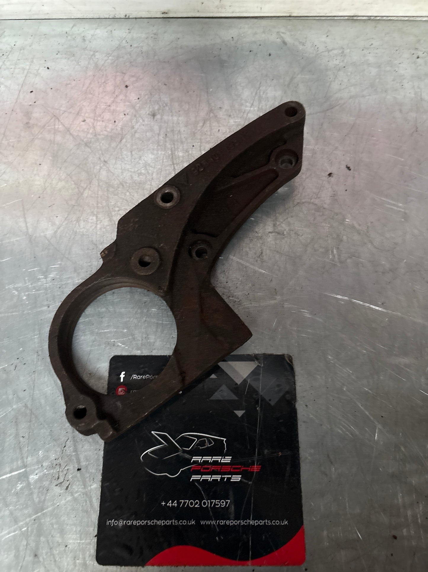 Porsche 928 S4 Starter Bracket, used 9281011931R