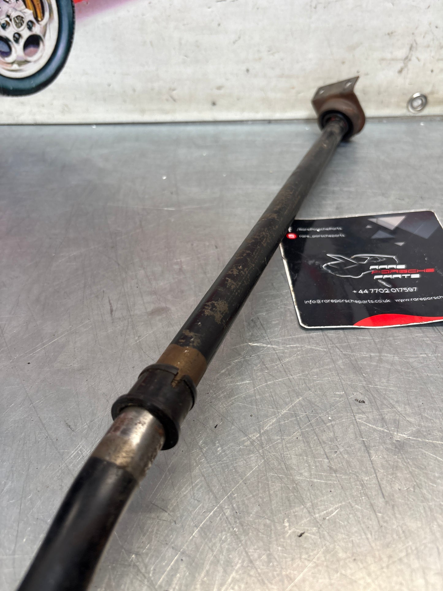Porsche 928 shaft guide tube, used 92842400901 / 92842400908 92842400910