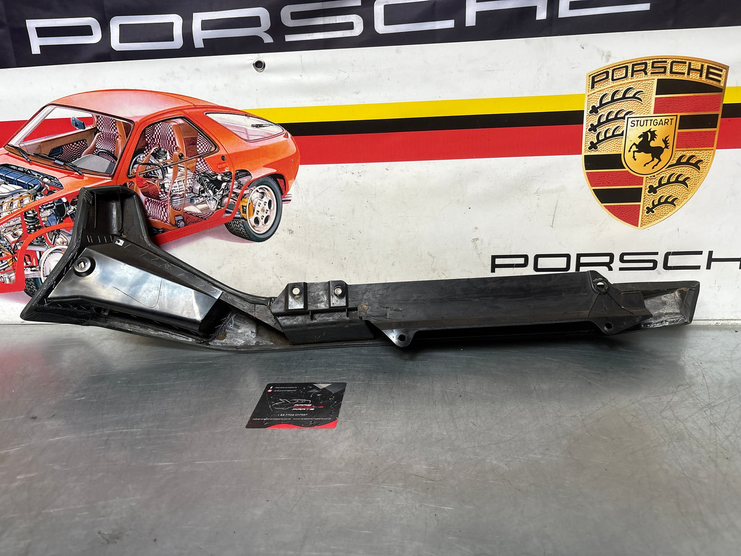 Porsche 928 Green door armrest, left, off side, 92855510103, used