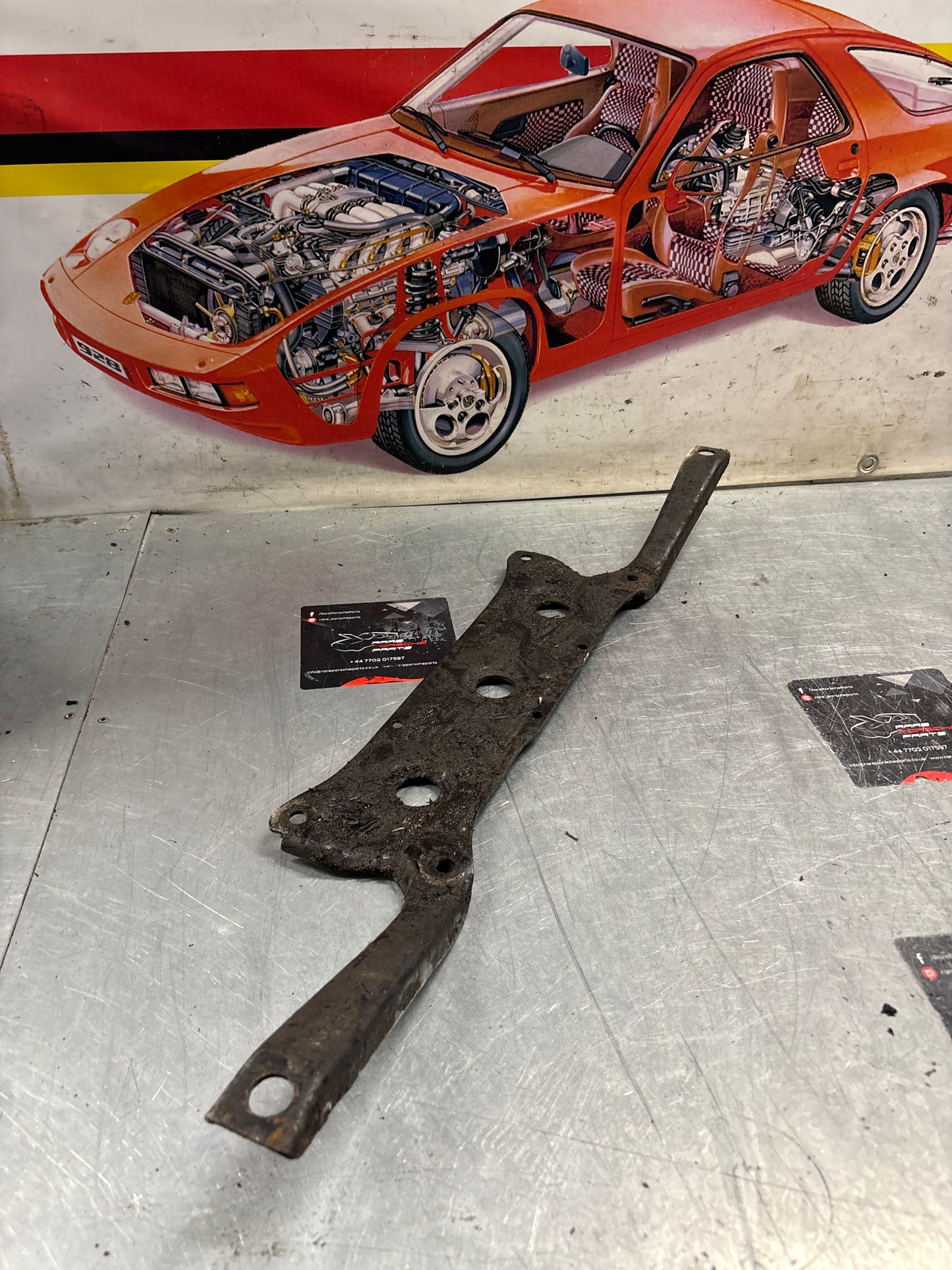 Porsche 928 protective plate RHD 92737502100 1978-86