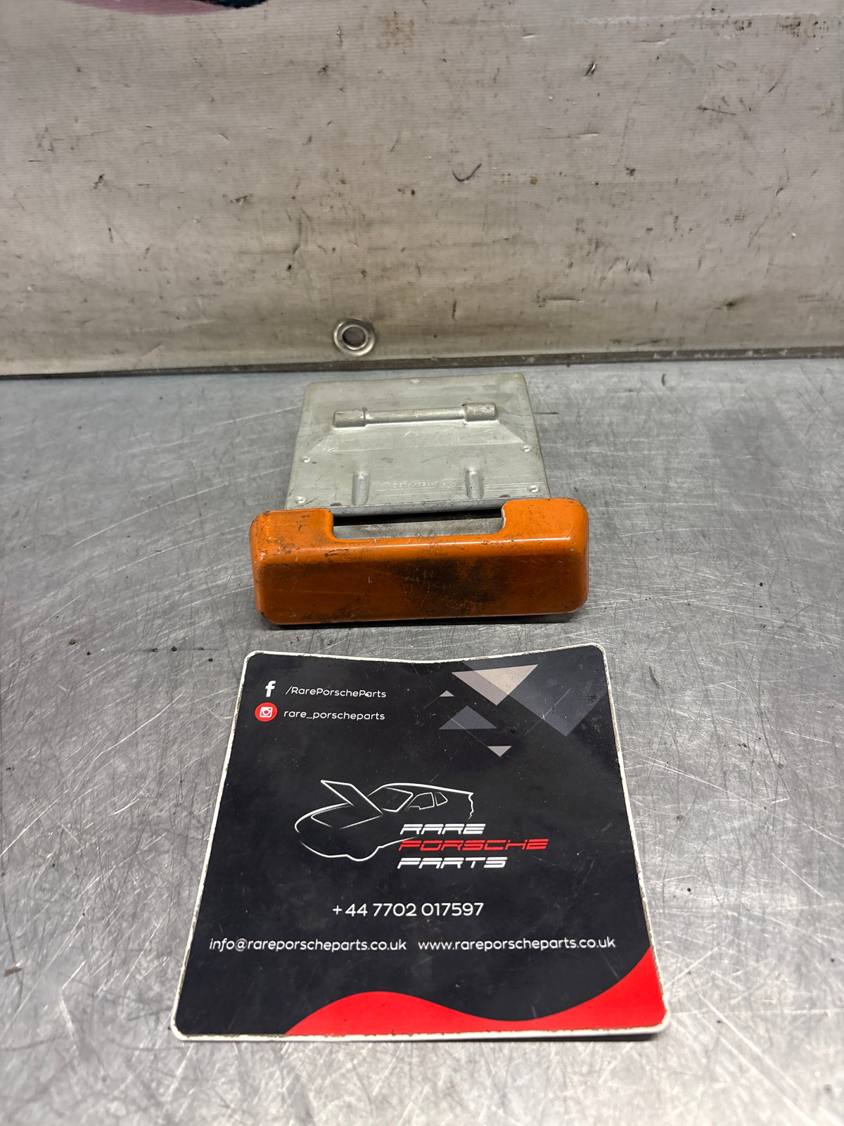 Porsche 914 Ashtray, used 91455207510