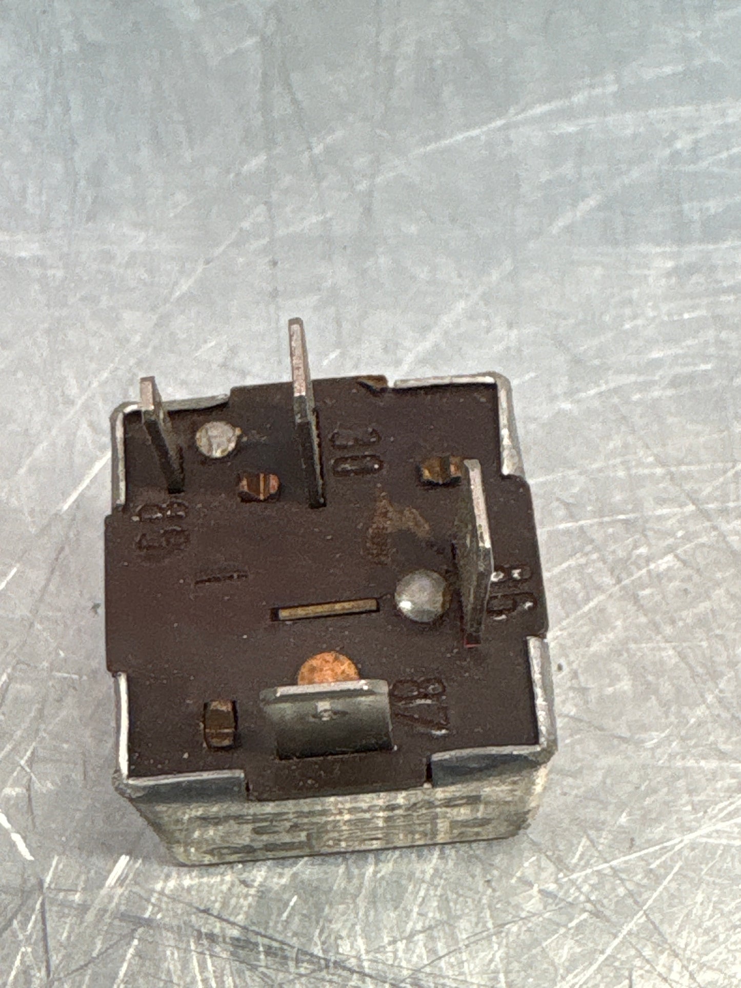 Porsche 928 multifunctional relay 92861511701 used