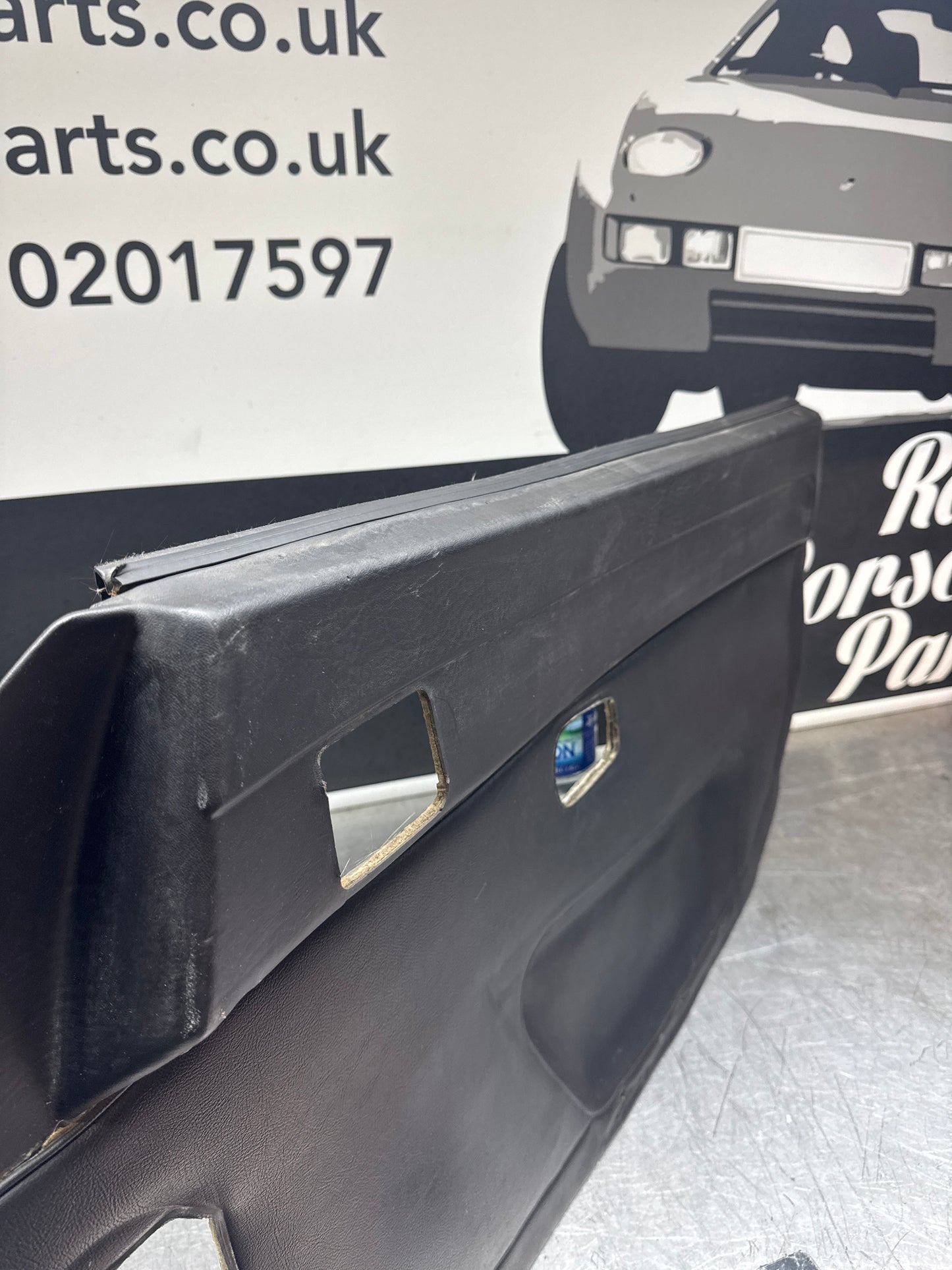 Porsche 924/944 early Porsche black door card used condition right side, Rhd, Fibreglass repaired. 478867012