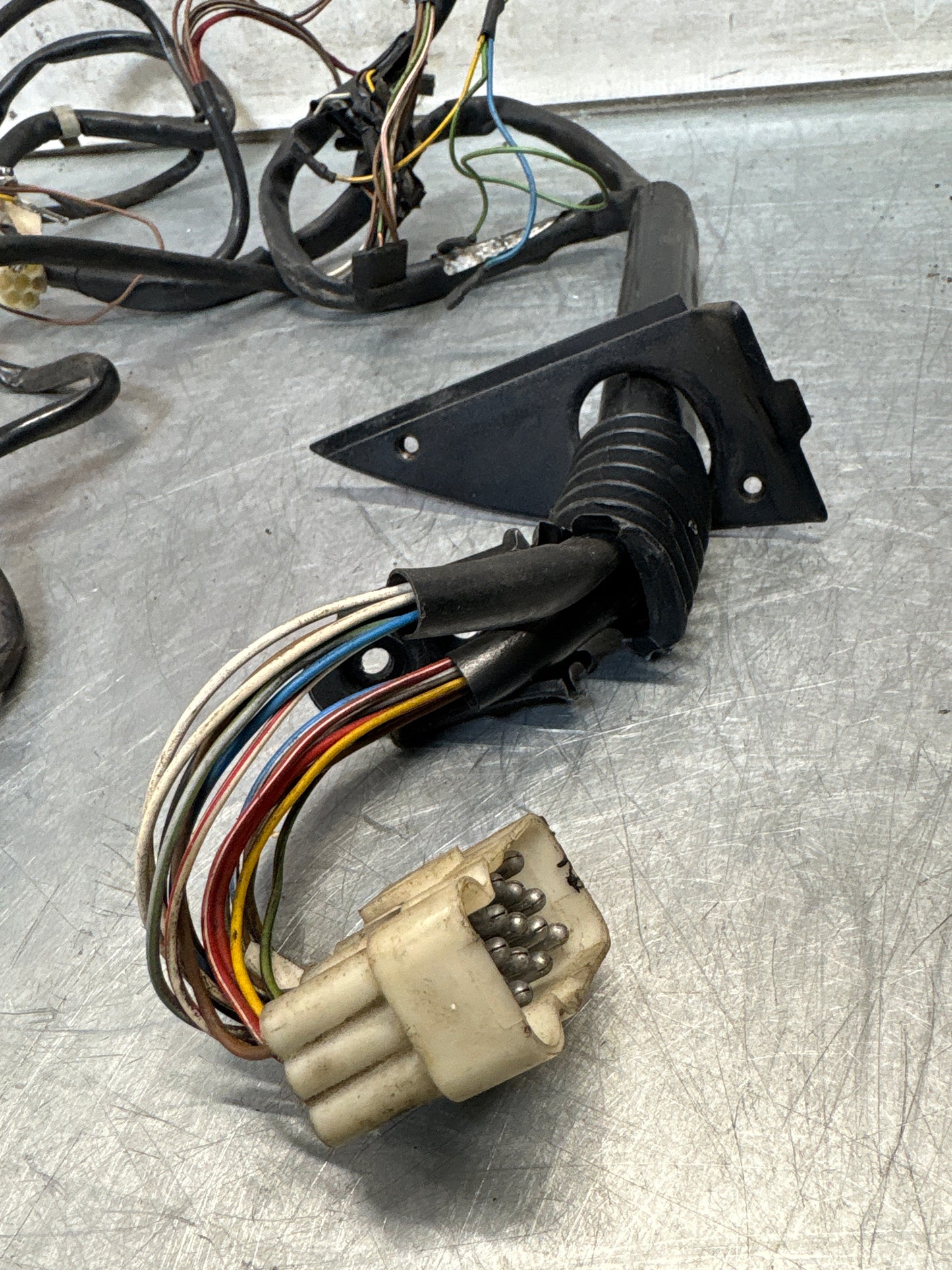 Porsche 928 S driver’s door loom, harness complete used 92861216702 / 92861216402
