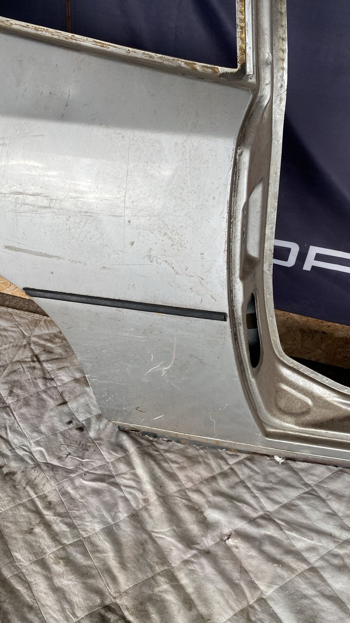 Porsche 924 Right sill / fender section, 477809602B cut