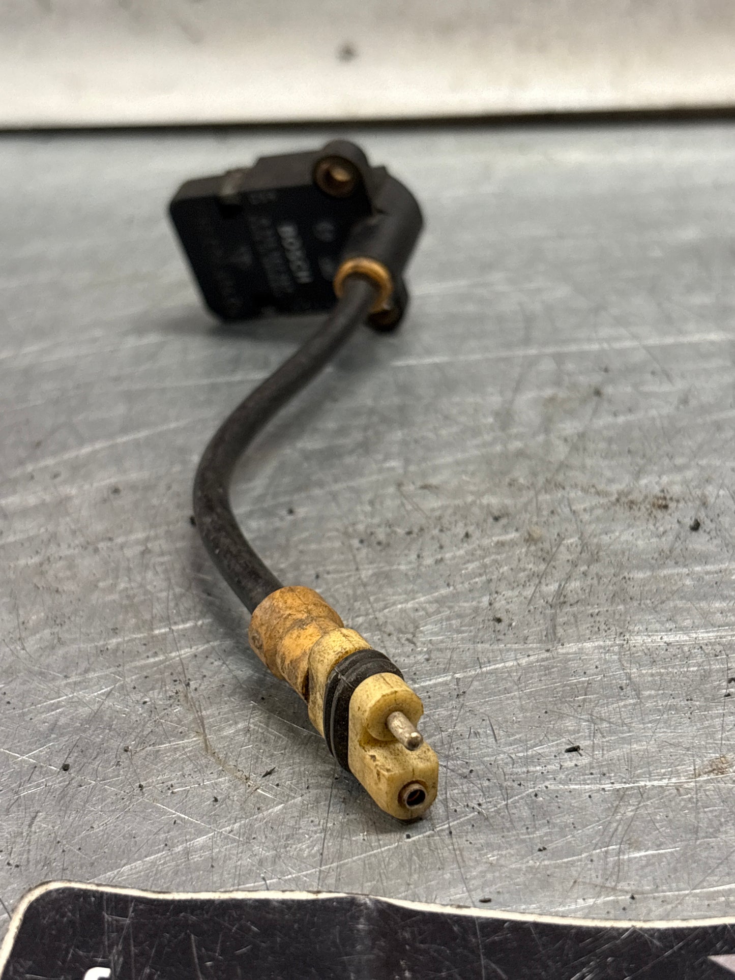Porsche 928 S4 Tire pressure sensor, used 92860641400 / 0335569987