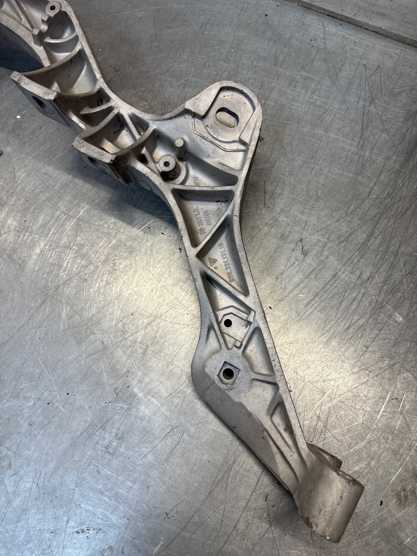 Porsche 928 S4 rear gearbox subframe, used 92833113116