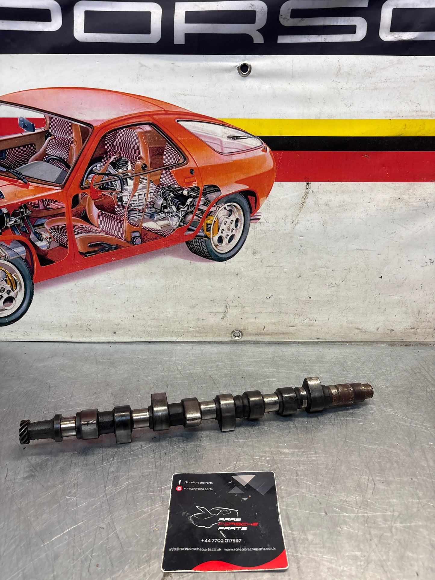 Porsche 924 / 924 Turbo camshaft 046109021 used