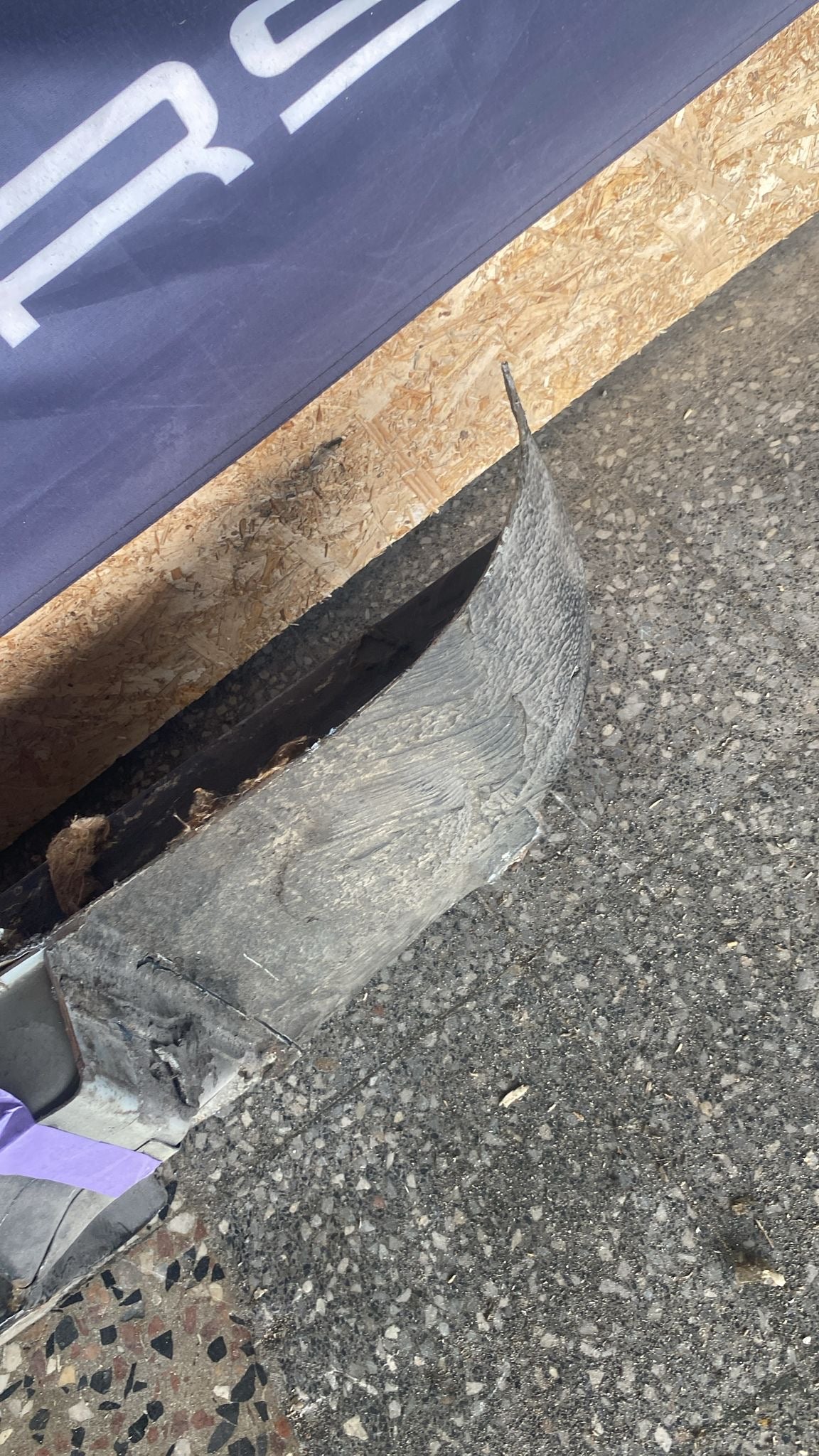 Porsche 944 right sill section with 94450361200